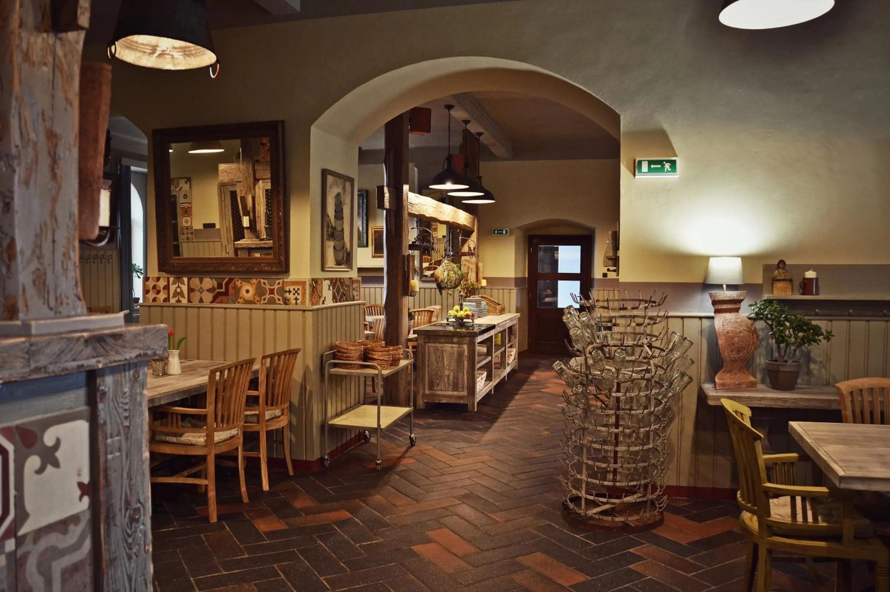 Restaurant/Places to Eat in Hotel U Hradu