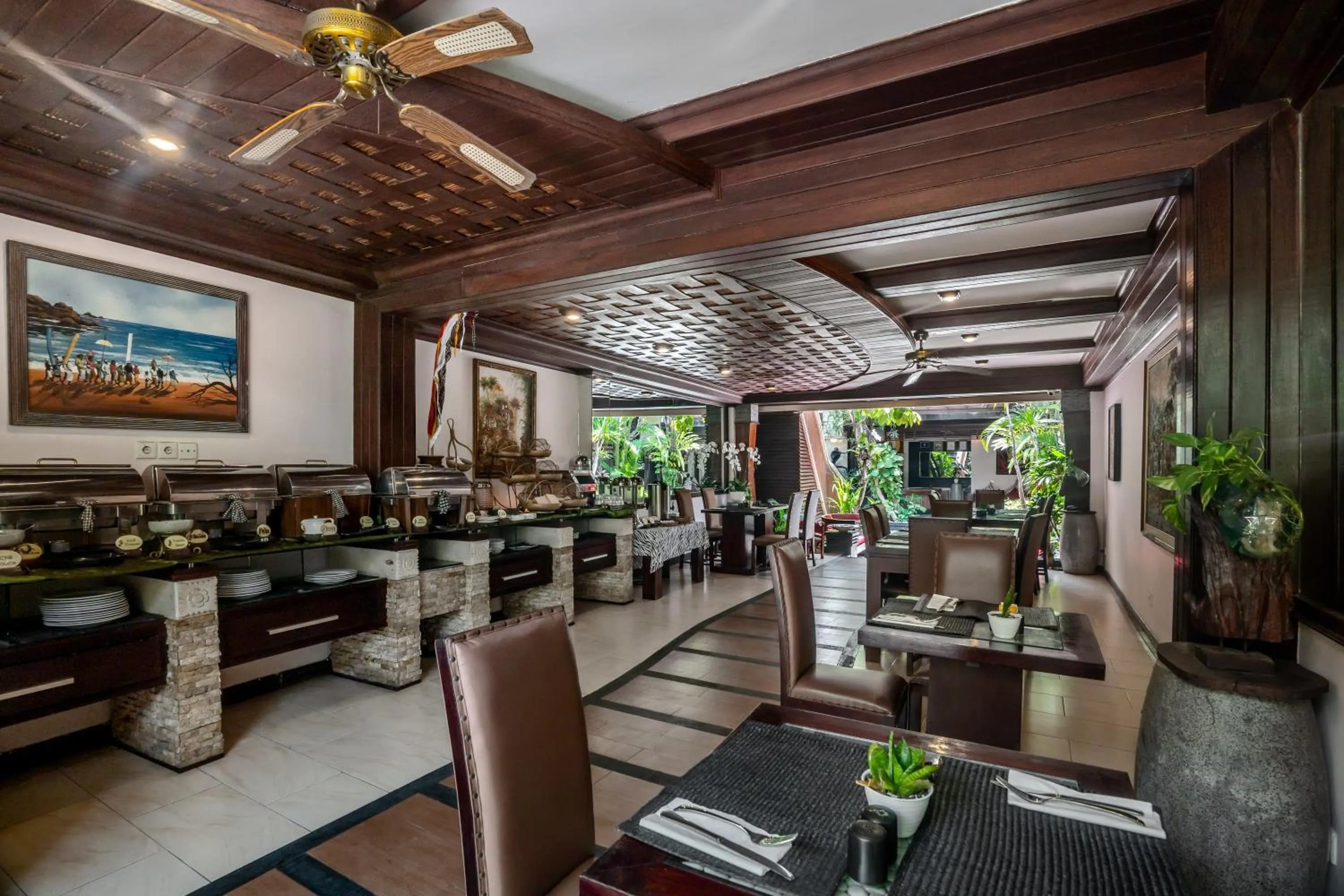 Restaurant/places to eat in The Bali Dream Villa Seminyak