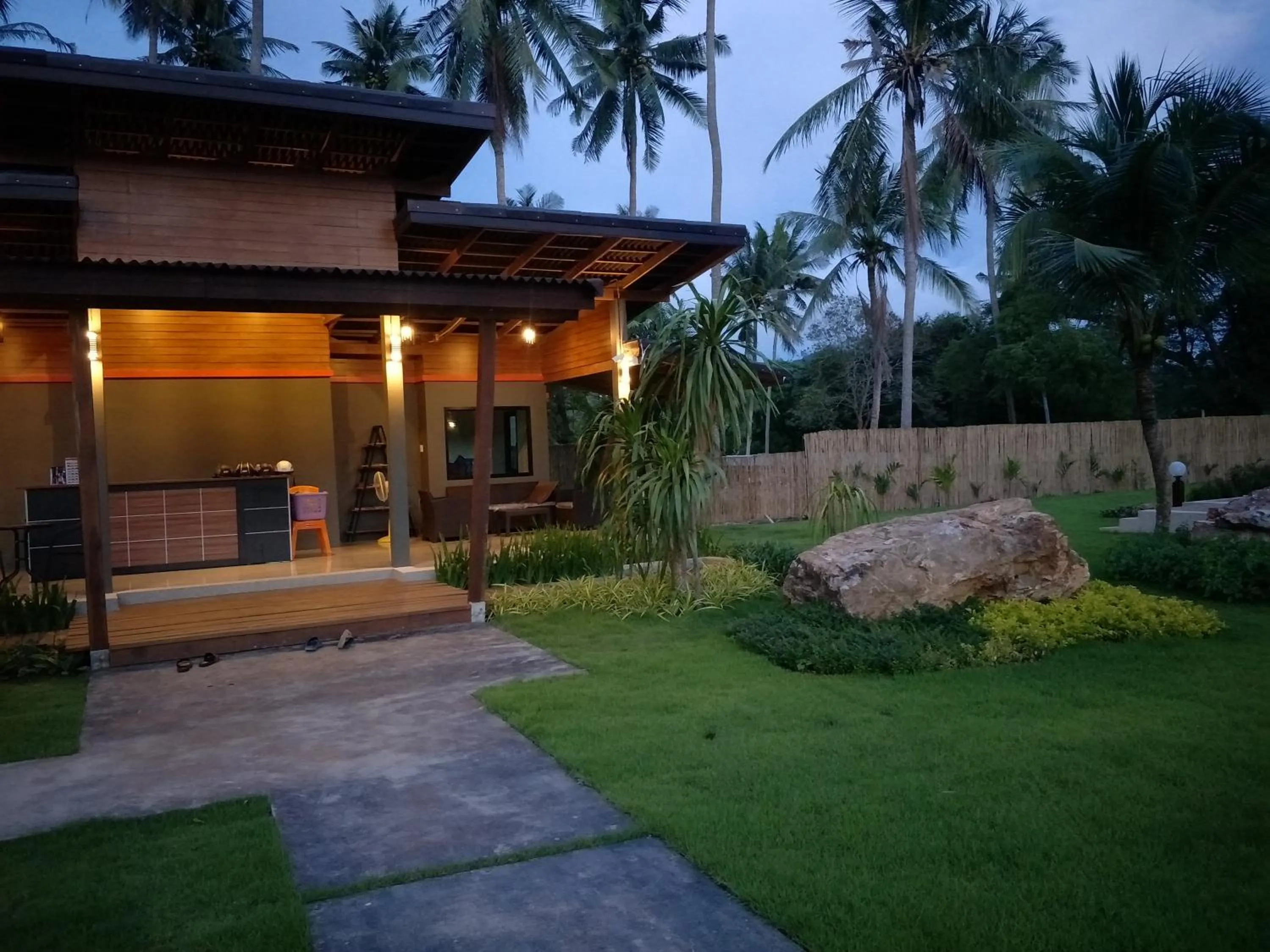 Lobby or reception in Lanta Infinity Resort - SHA Extra Plus