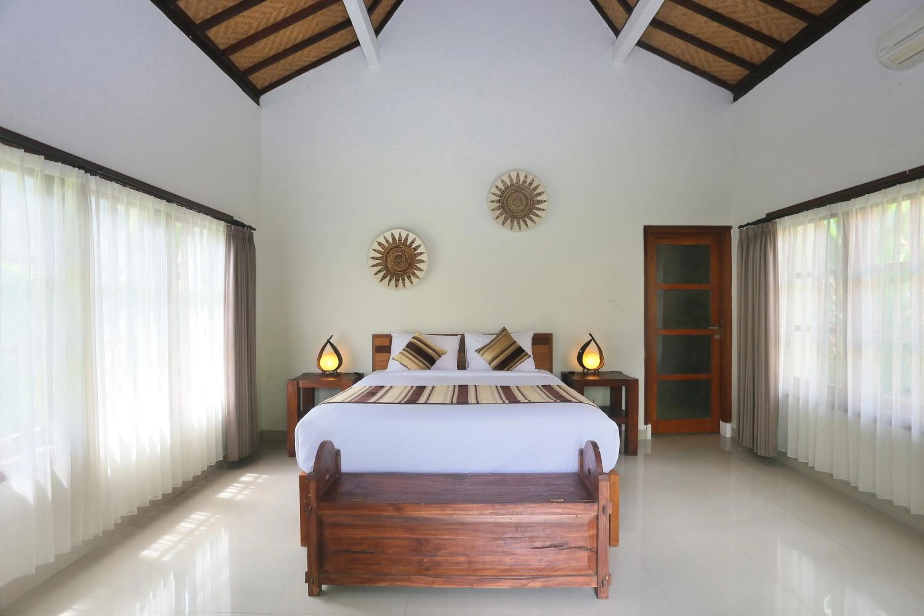 Bed in Dewantara Boutique Villa Resort Bali