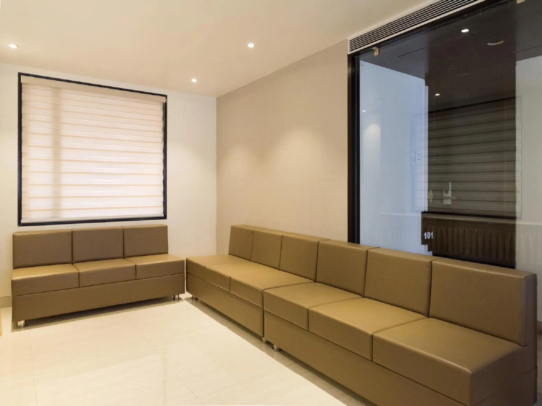 Seating area in Hotel Sangat Regency