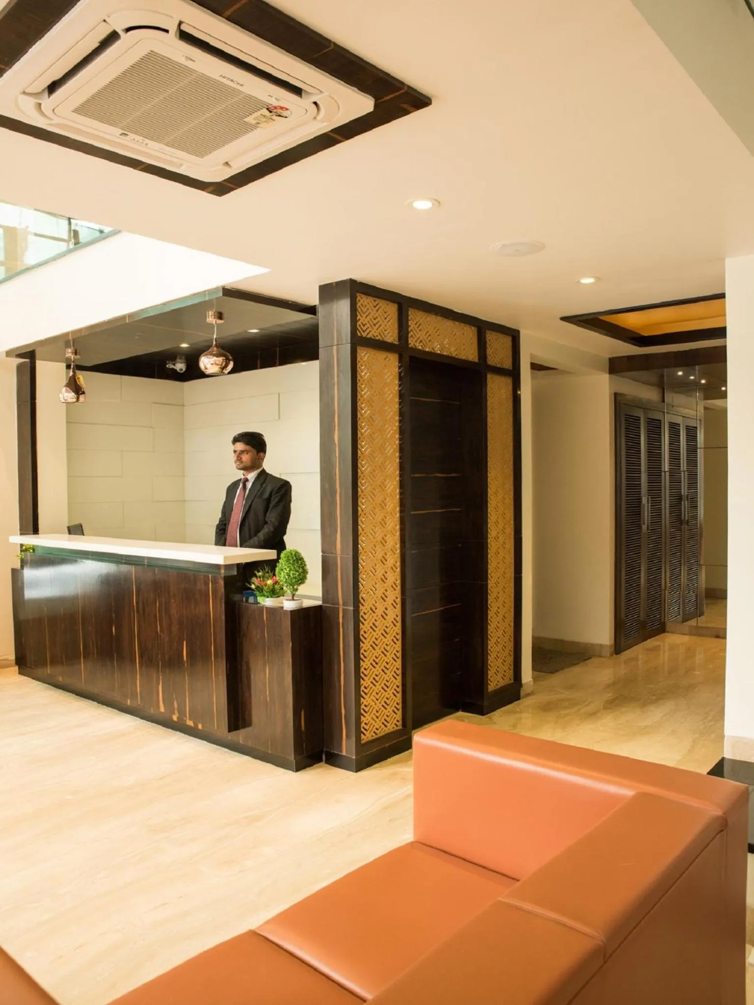 Lobby or reception in Hotel Sangat Regency