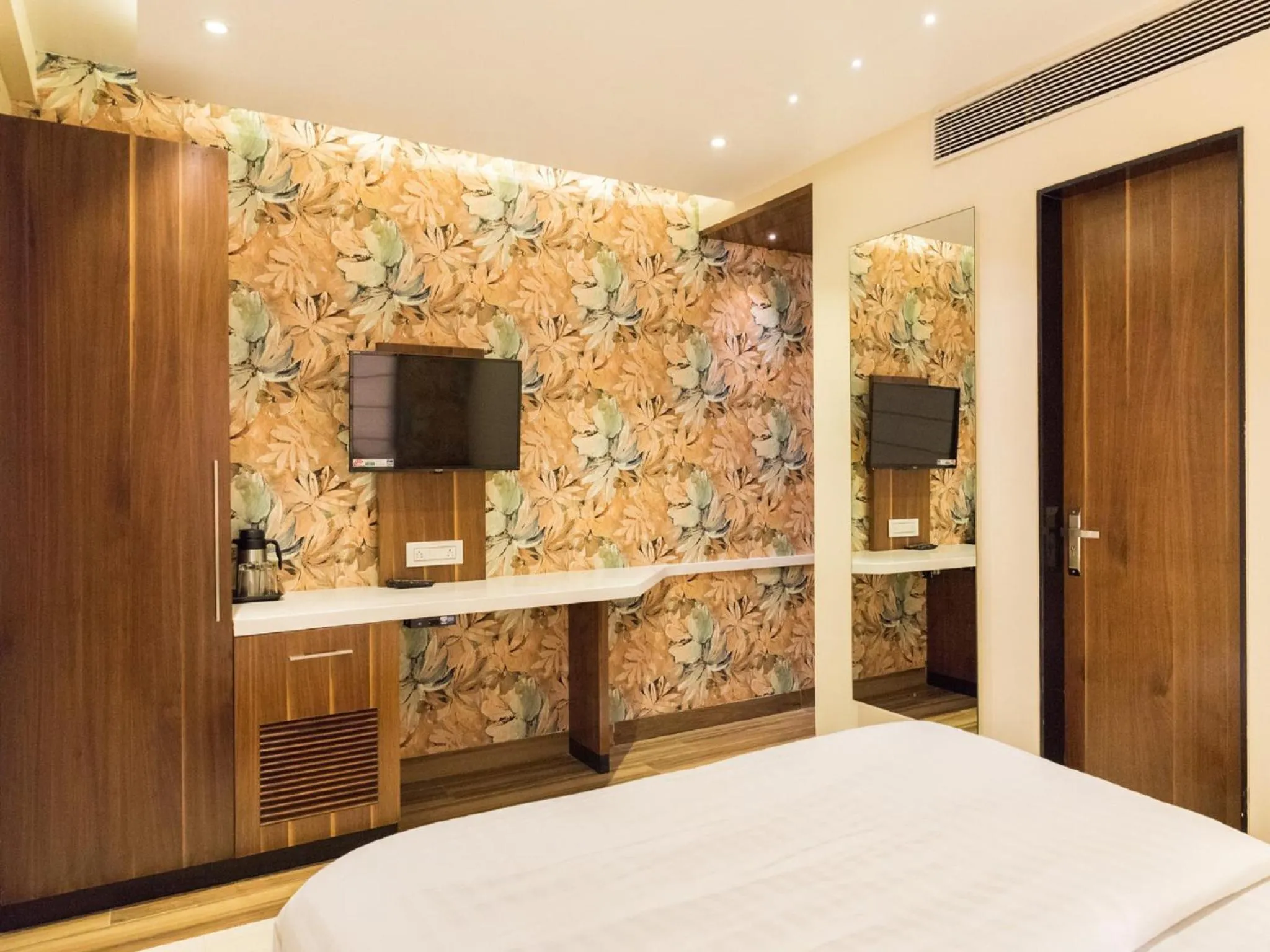 TV and multimedia, Bed in Hotel Sangat Regency