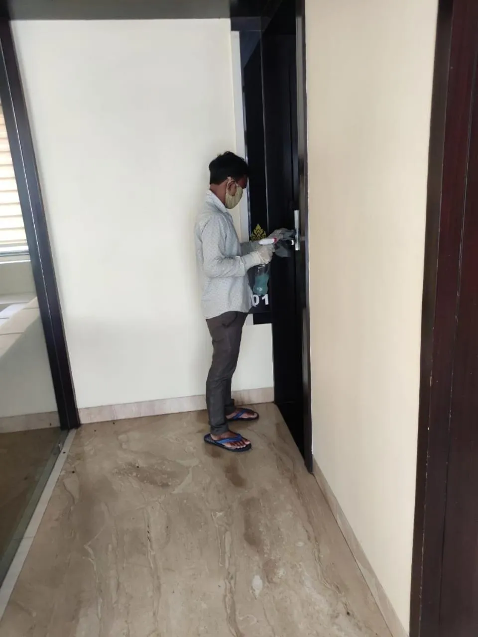 People in Hotel Sangat Regency