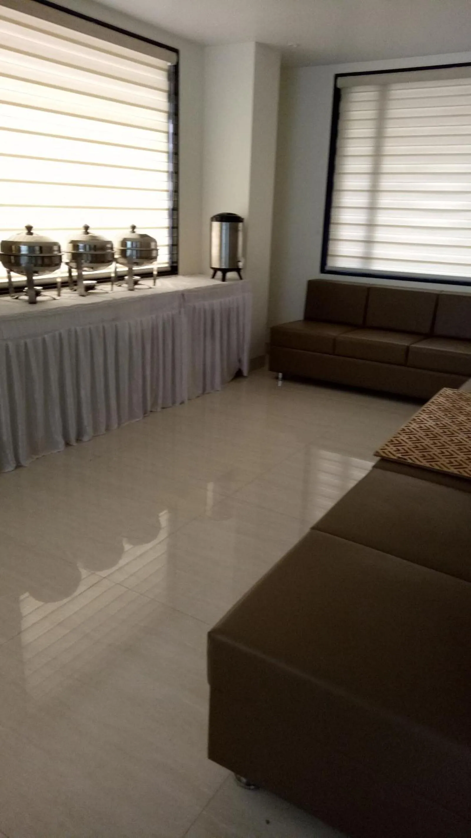 Breakfast in Hotel Sangat Regency