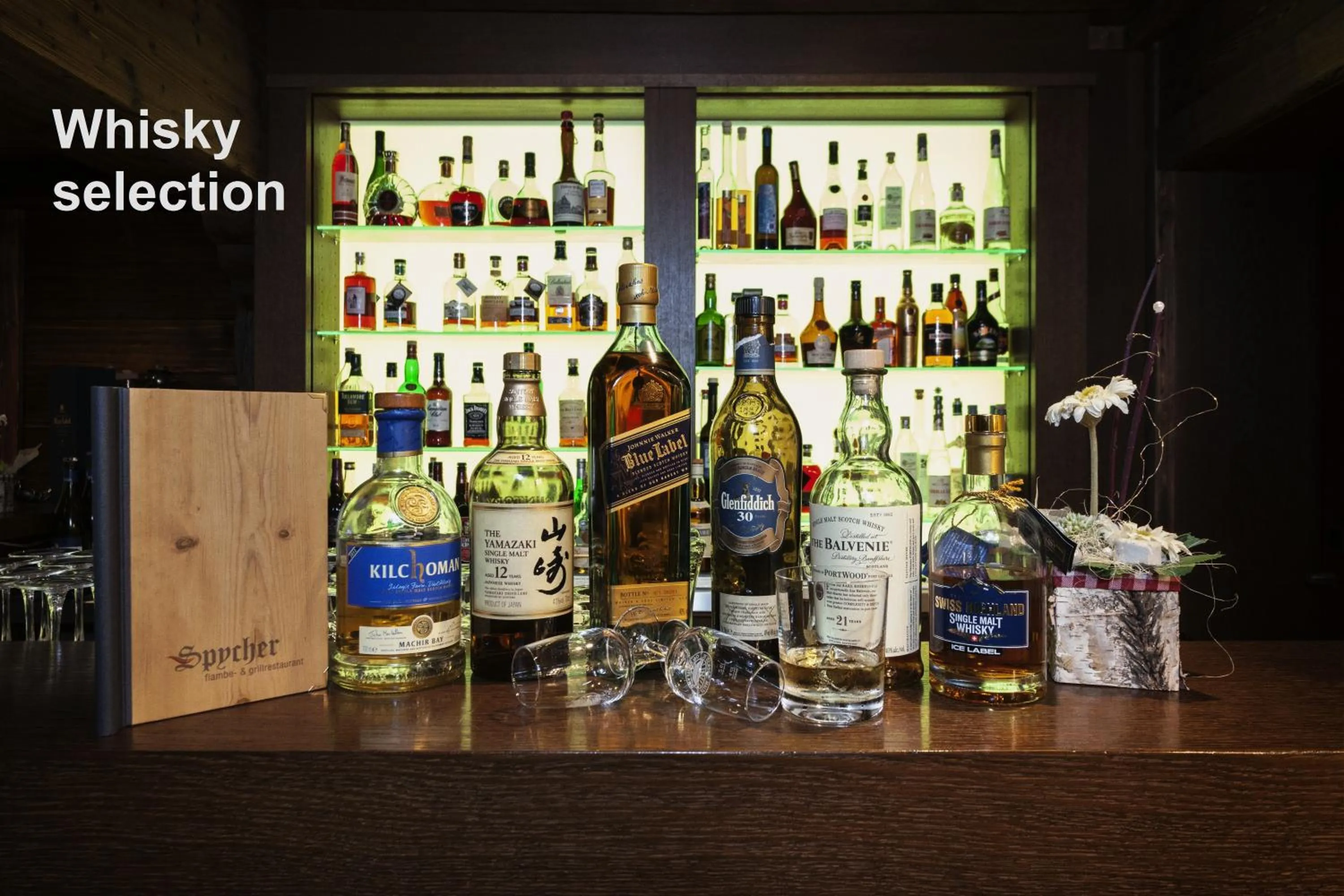 Lounge or bar in Hotel Aristella Swissflair