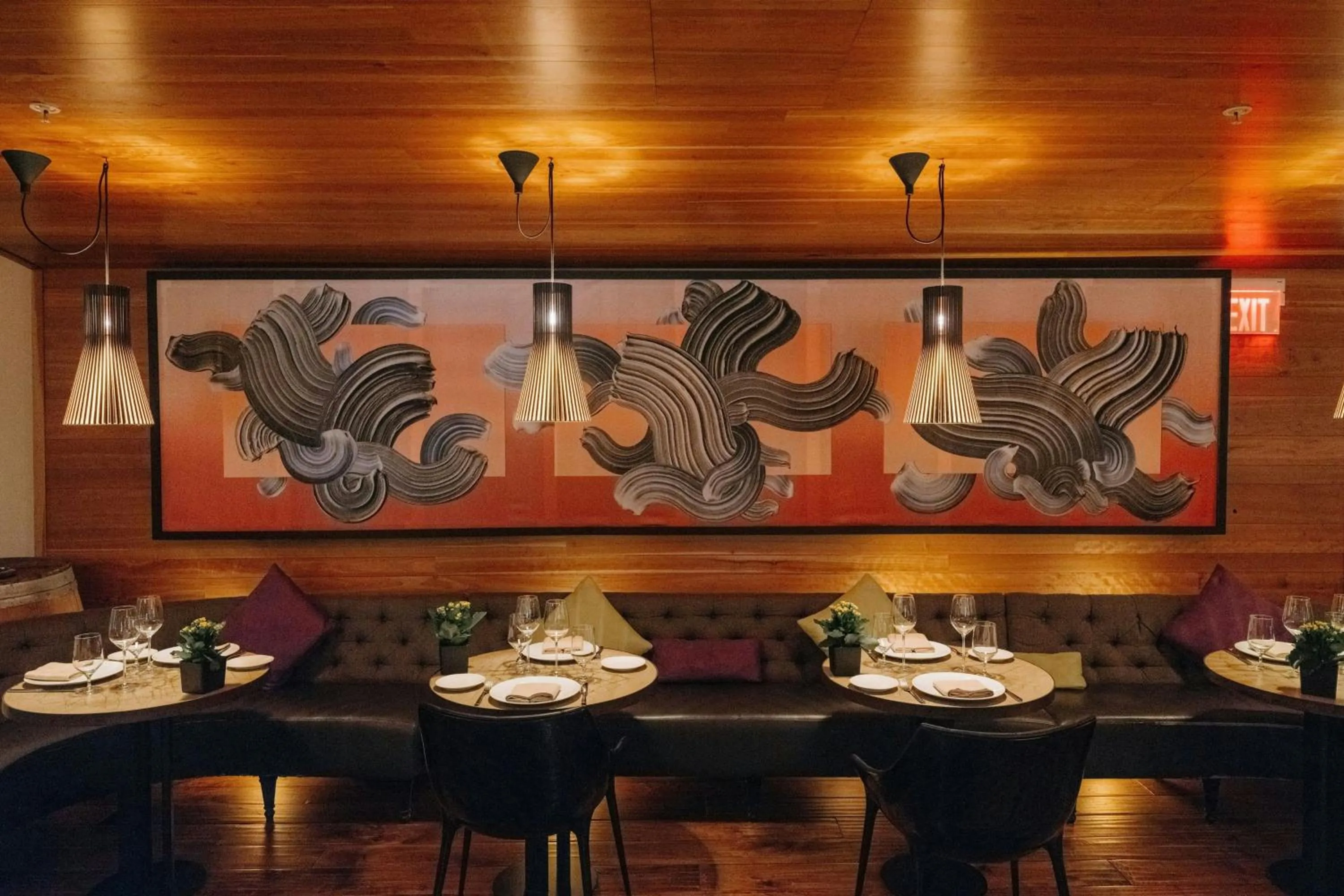 Restaurant/places to eat in The Ritz-Carlton, Toronto