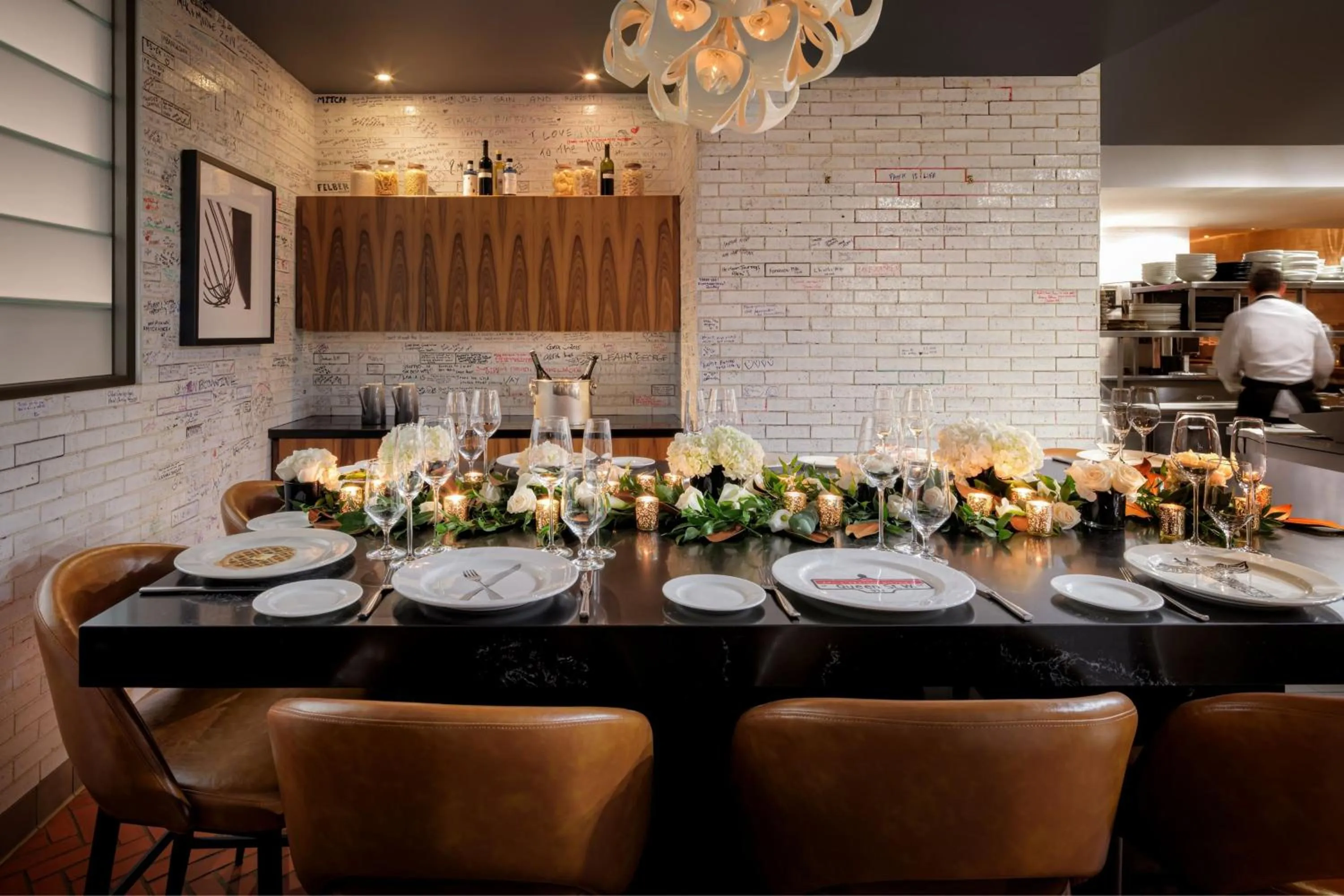 Restaurant/places to eat in The Ritz-Carlton, Toronto