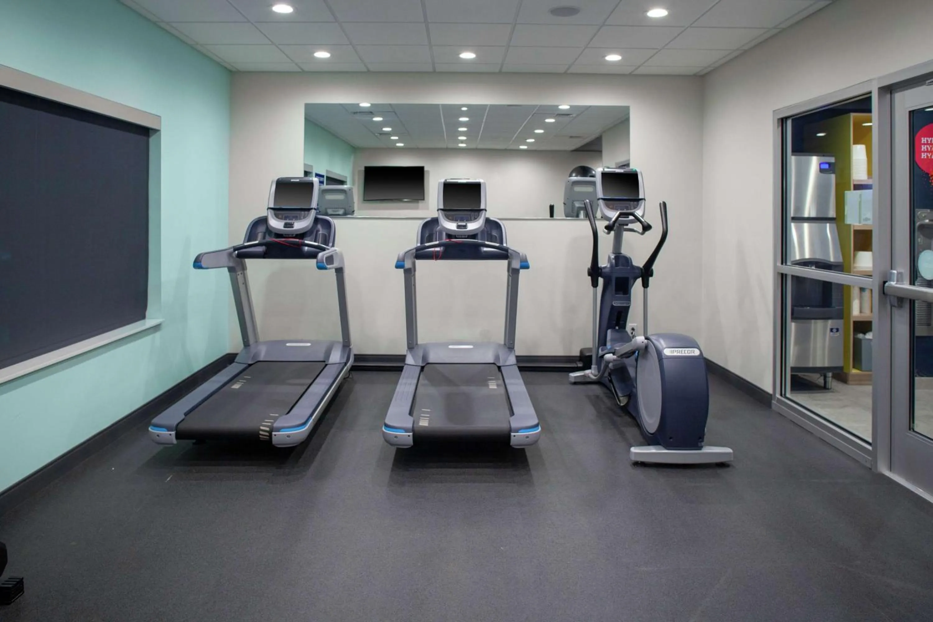 Fitness centre/facilities in Tru By Hilton Farmville Va