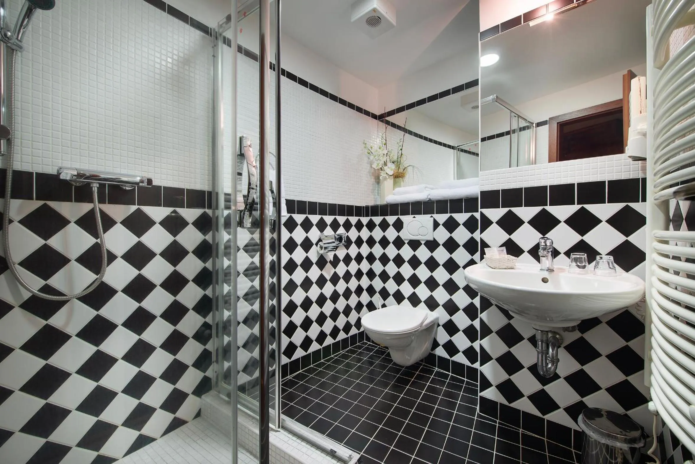 Shower in Wellness Golf Hotel Morris