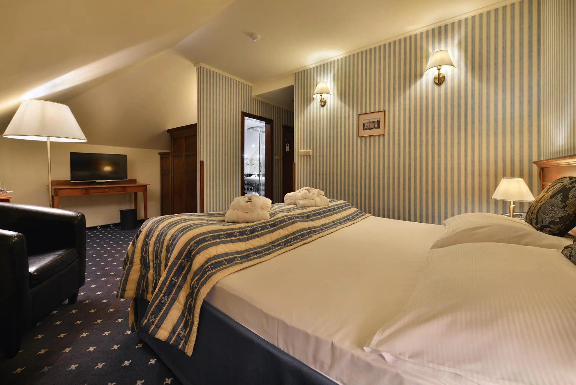 Bedroom, Bed in Wellness Golf Hotel Morris