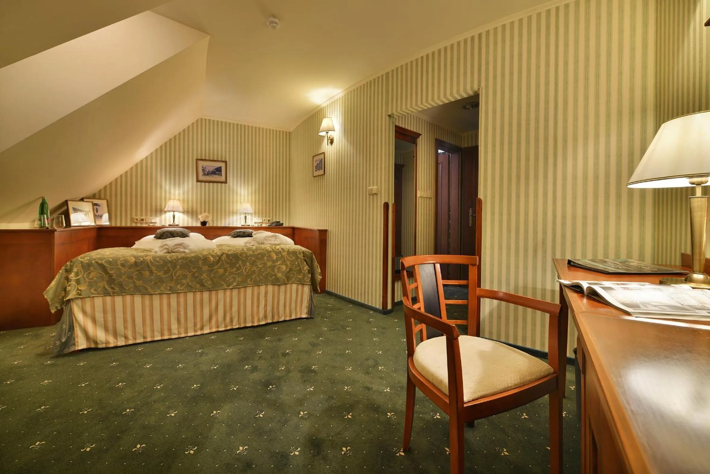 Bed in Wellness Golf Hotel Morris