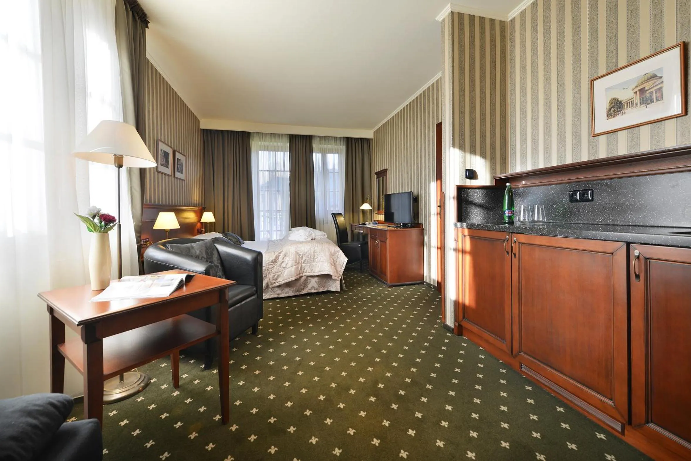 TV and multimedia, Bed in Wellness Golf Hotel Morris