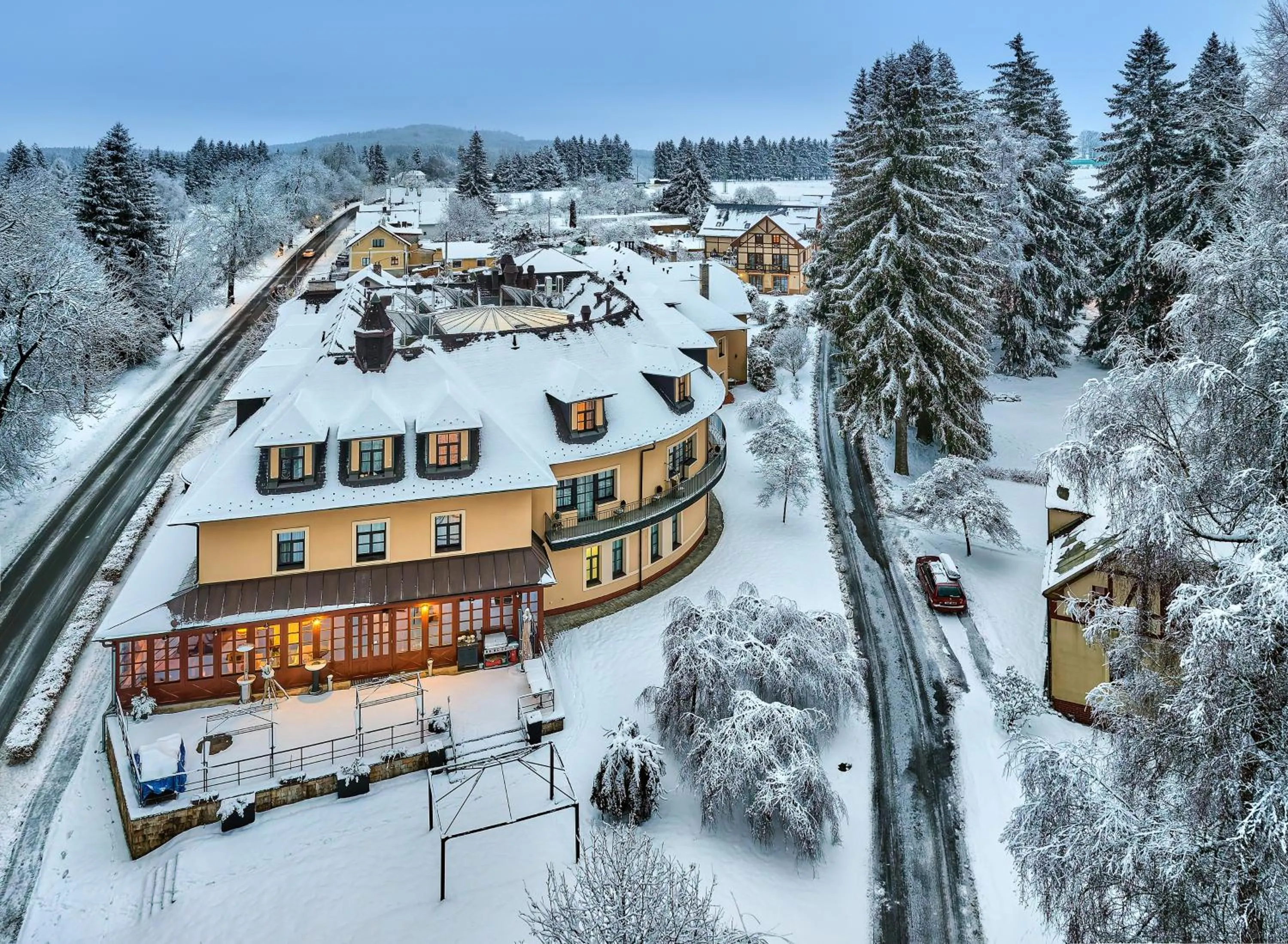 Property building in Wellness Golf Hotel Morris