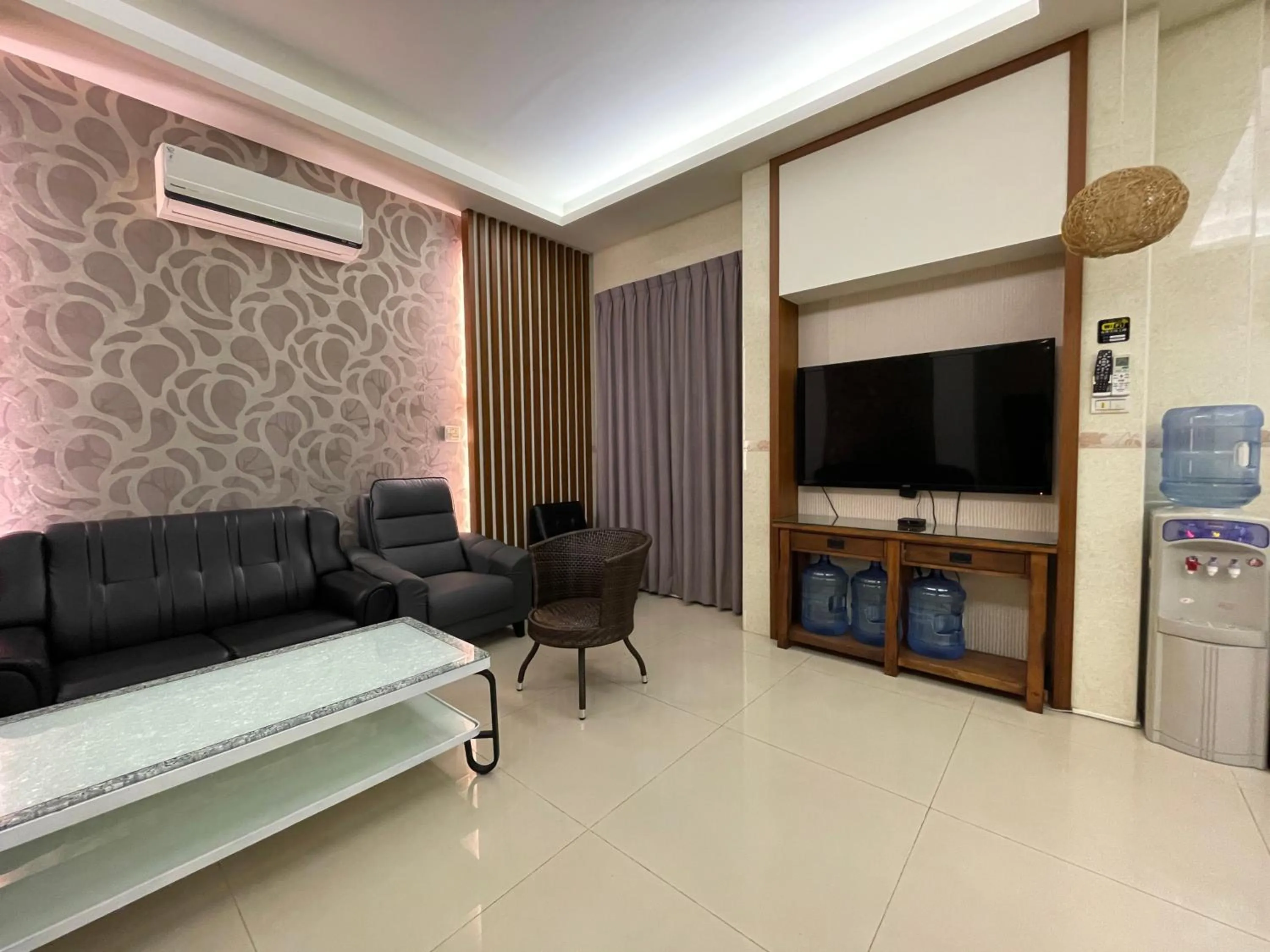 Living room in Cherry Inn