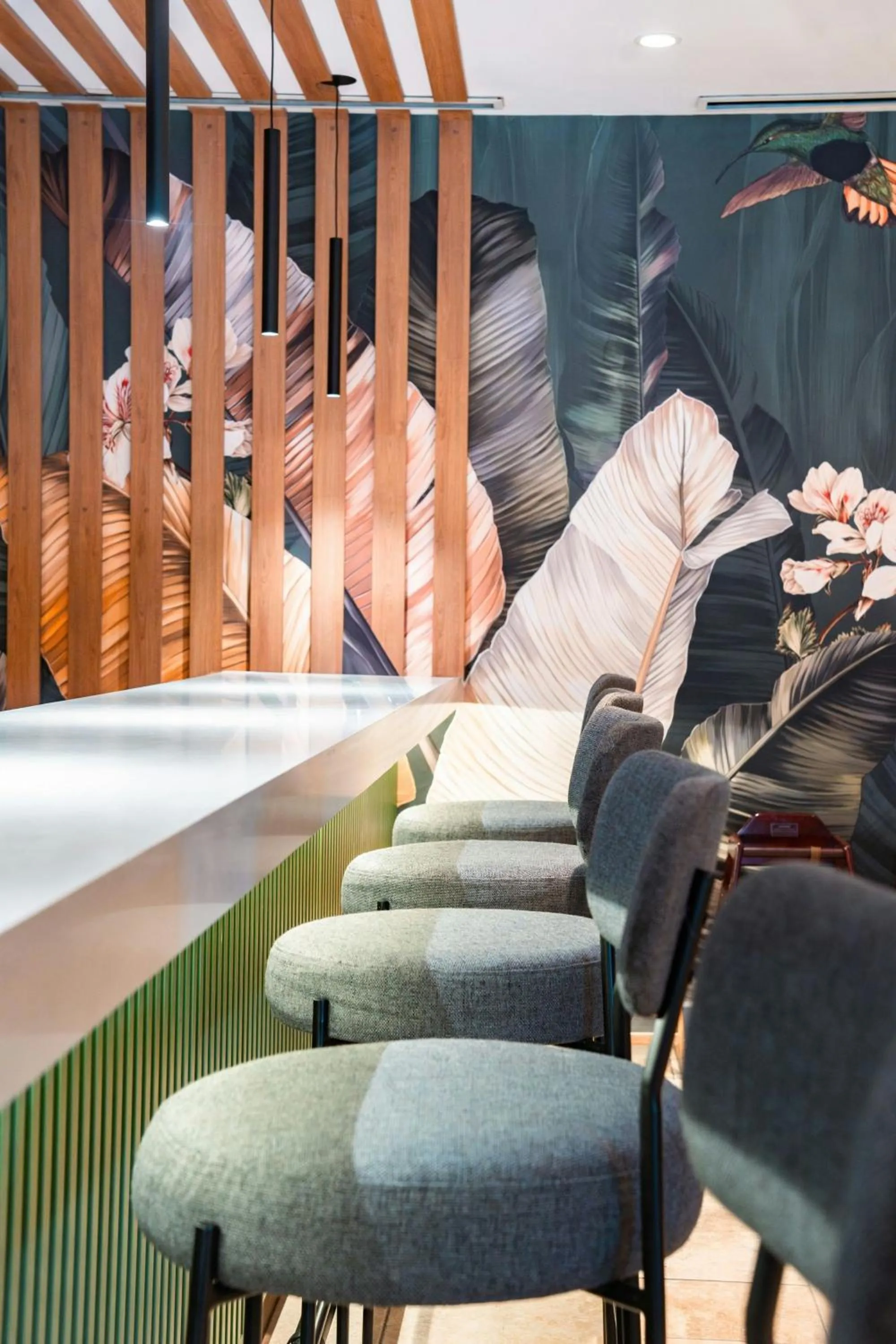 Lounge or bar in Courtyard by Marriott Bridgetown, Barbados