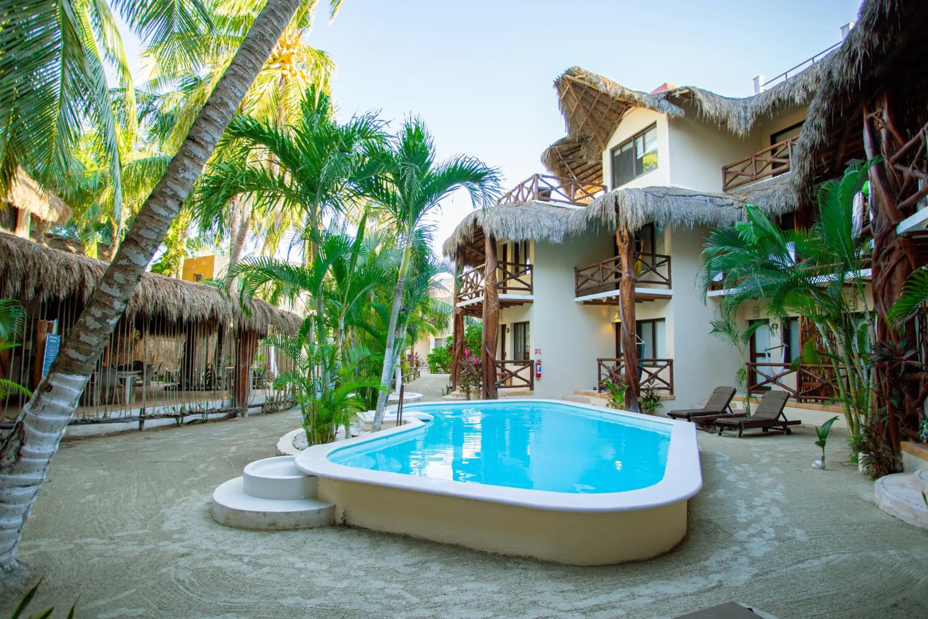 Swimming pool in Holbox Dream Beachfront Hotel