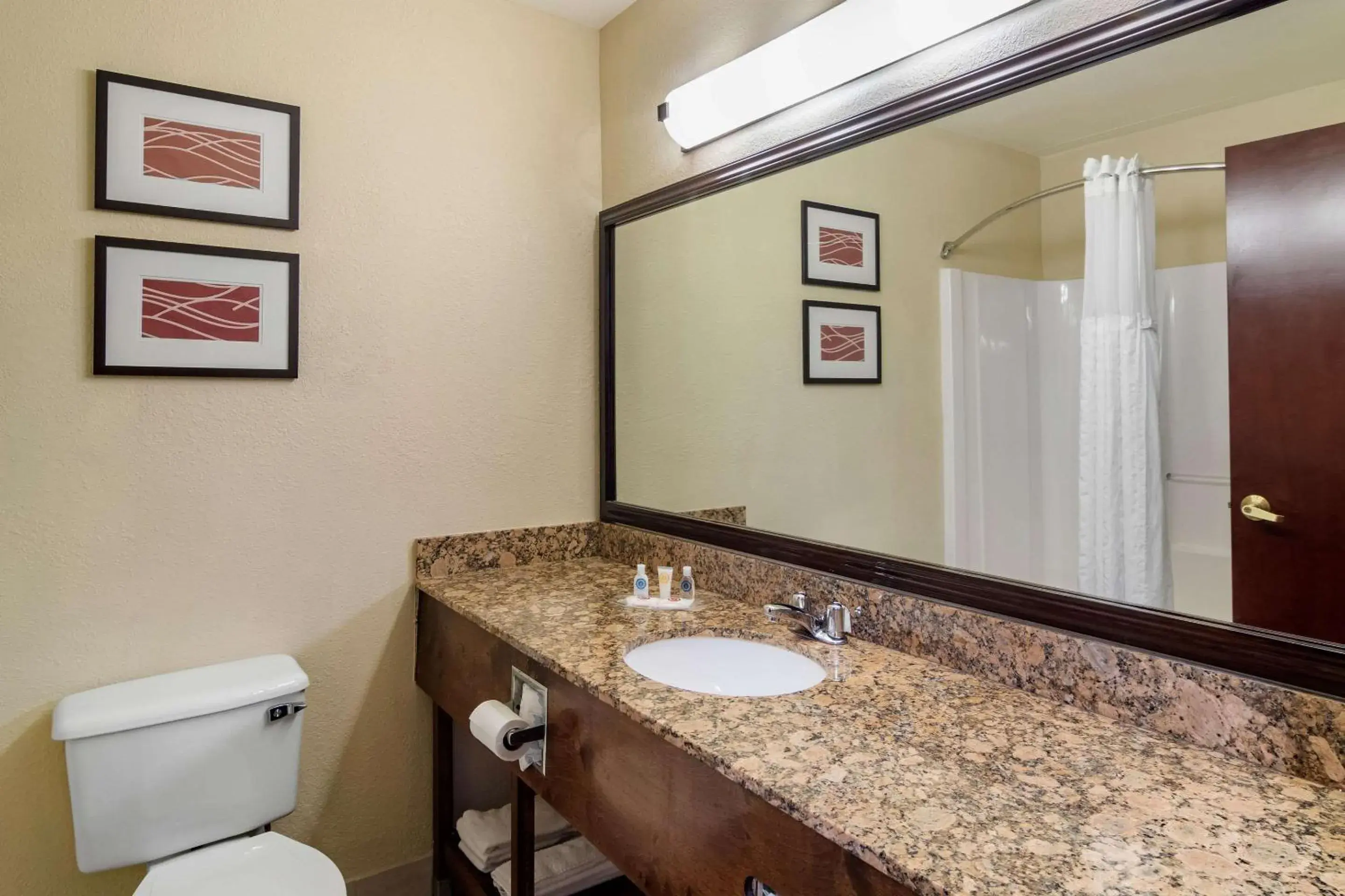 Double Suite with Two Double Beds in Comfort Inn & Suites Suwanee - Sugarloaf Double Suite with Two Double Beds in Comfort Inn & Suites Suwanee - Sugarloaf
