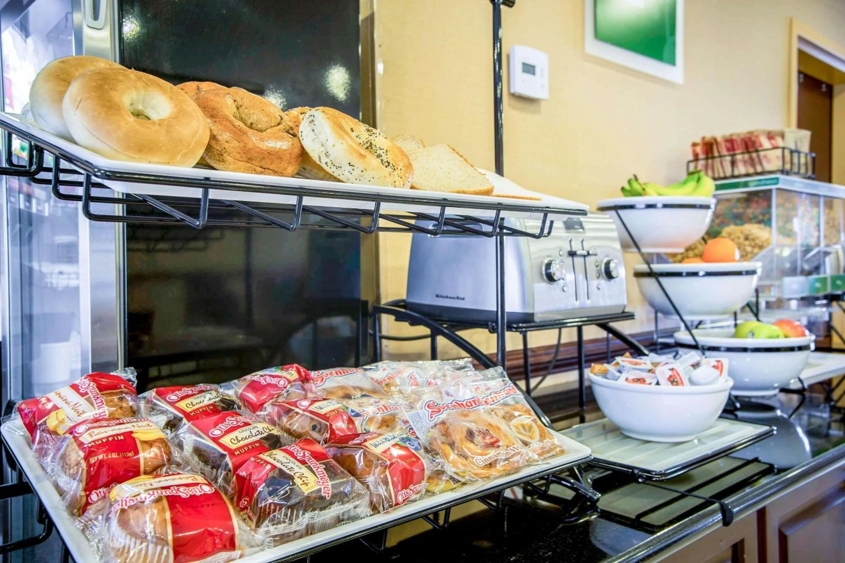 Restaurant/places to eat in Comfort Inn & Suites Augusta Fort Gordon Area