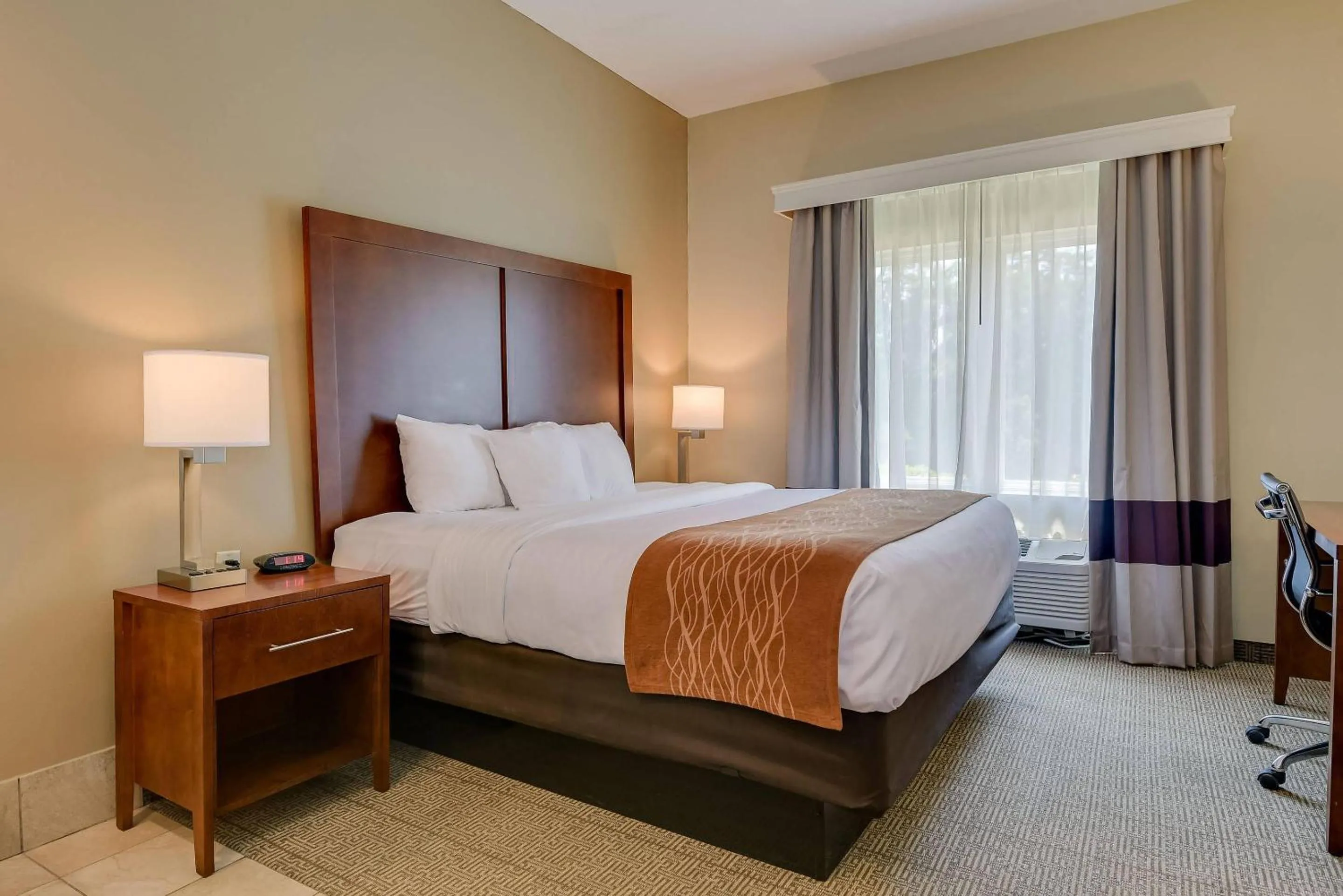 Bedroom, Bed in Comfort Inn & Suites Augusta Fort Gordon Area