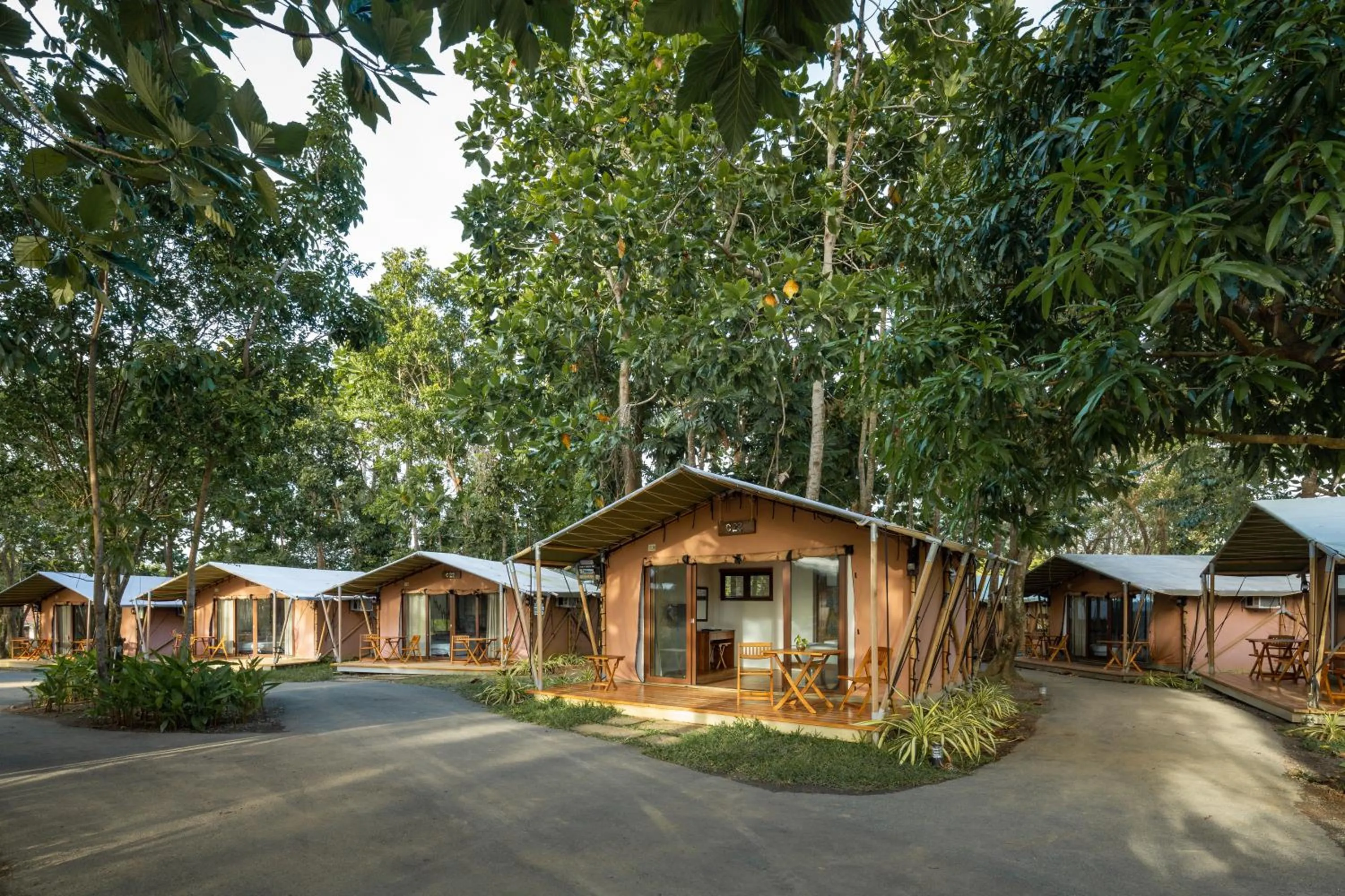 Solina Beach & Nature Resort