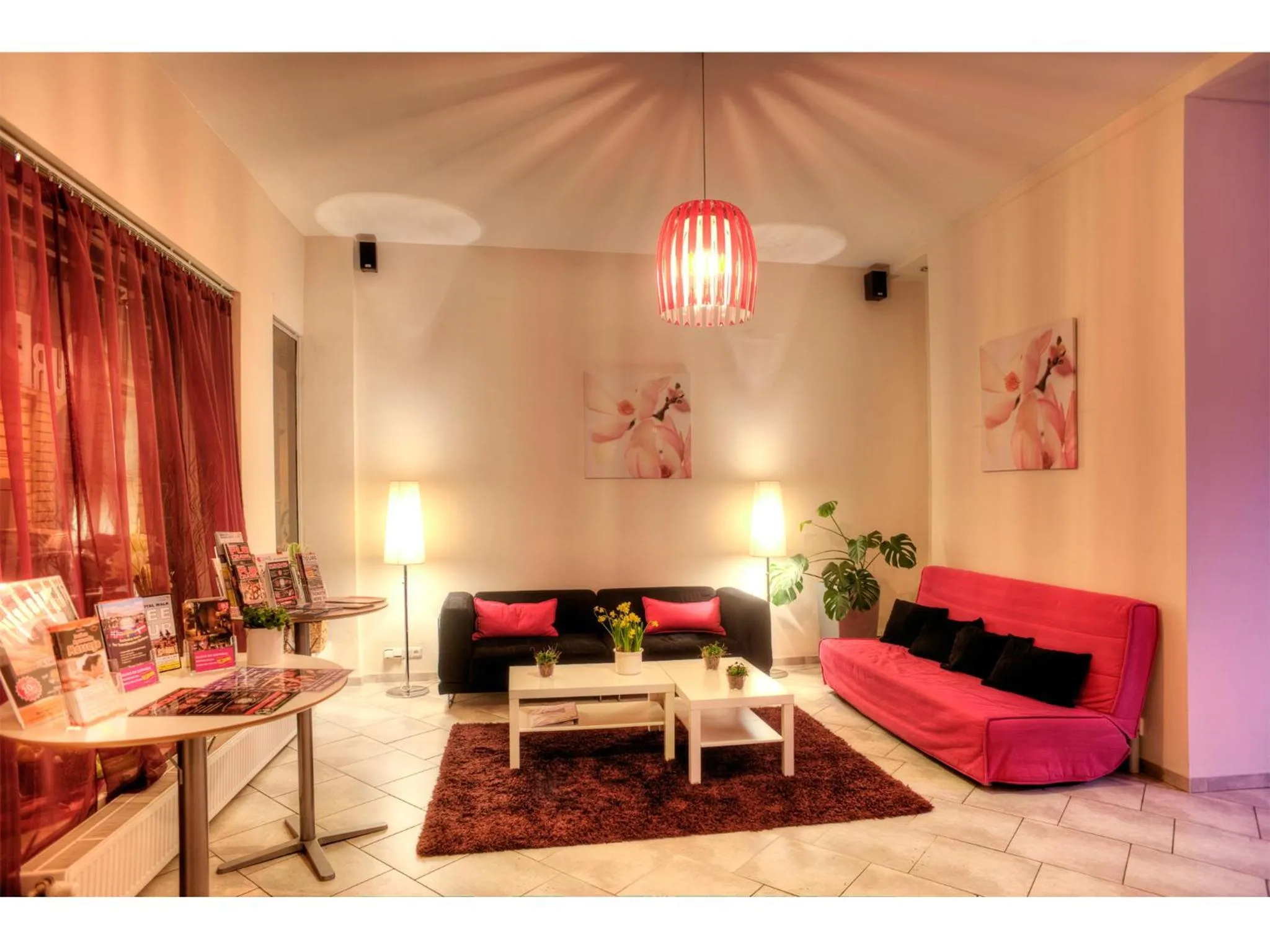 Lobby or reception in Hotel PurPur