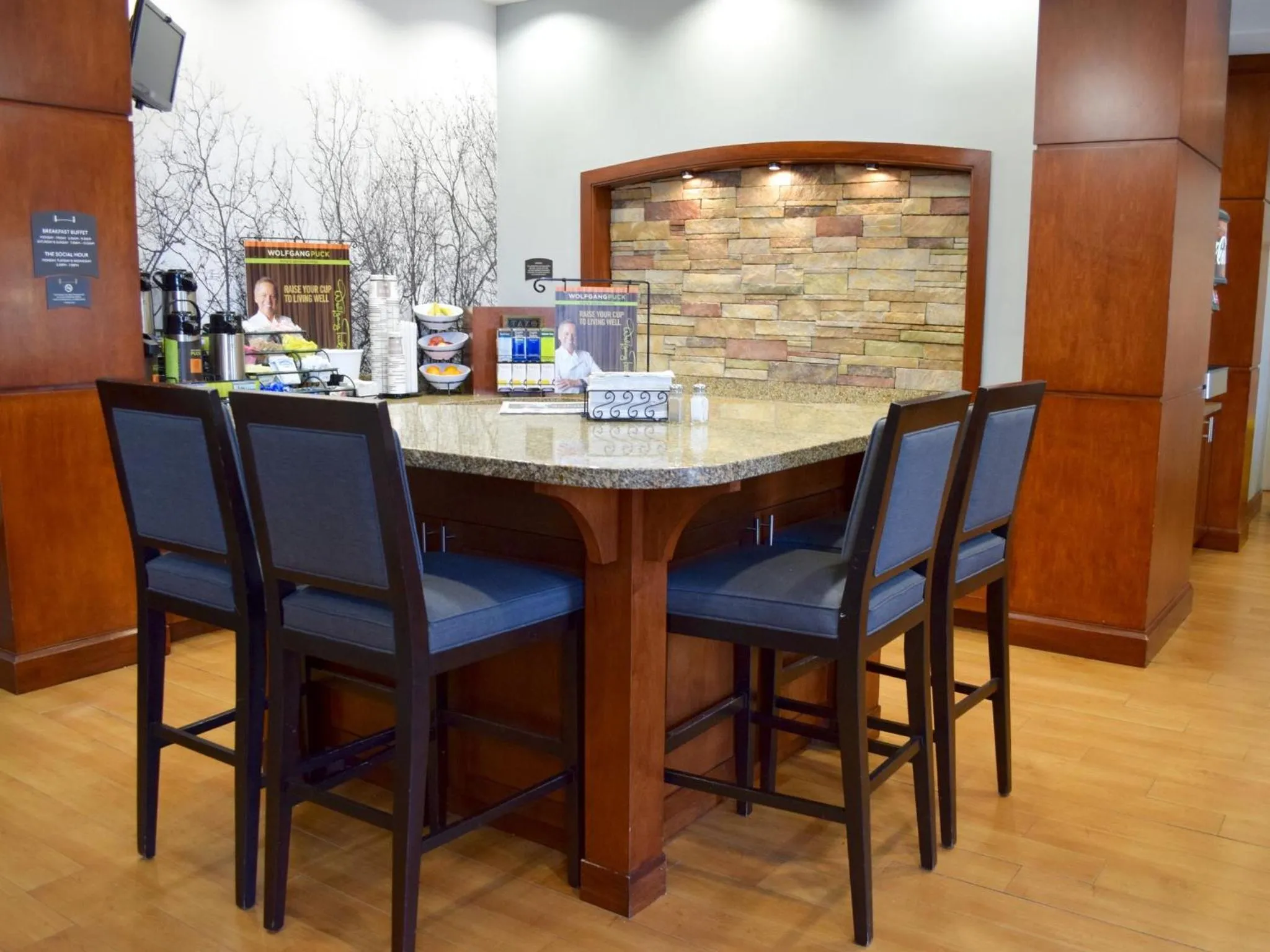 Restaurant/places to eat in Staybridge Suites Houston Stafford - Sugar Land by IHG