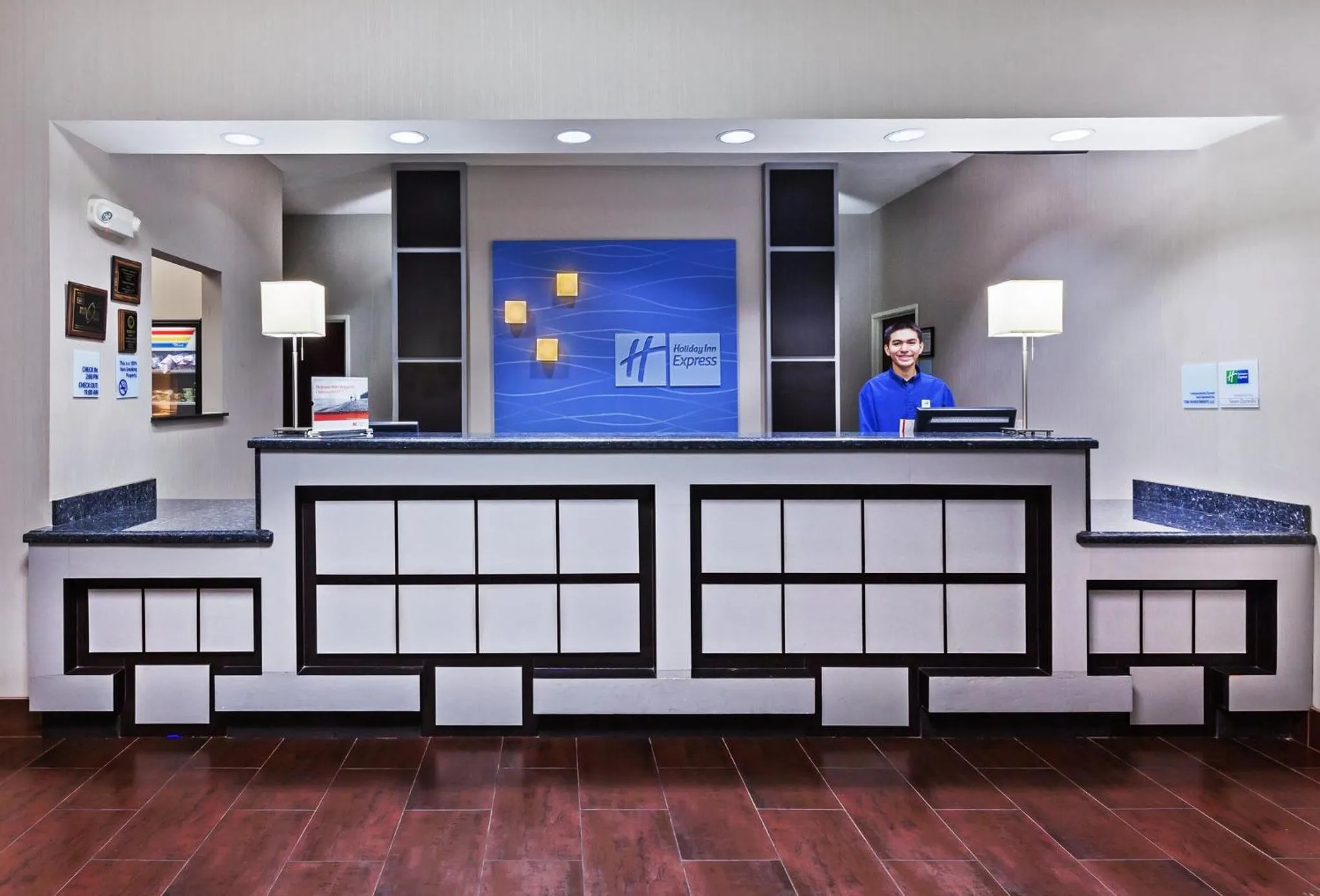 Property building in Holiday Inn Express & Suites Cleveland by IHG