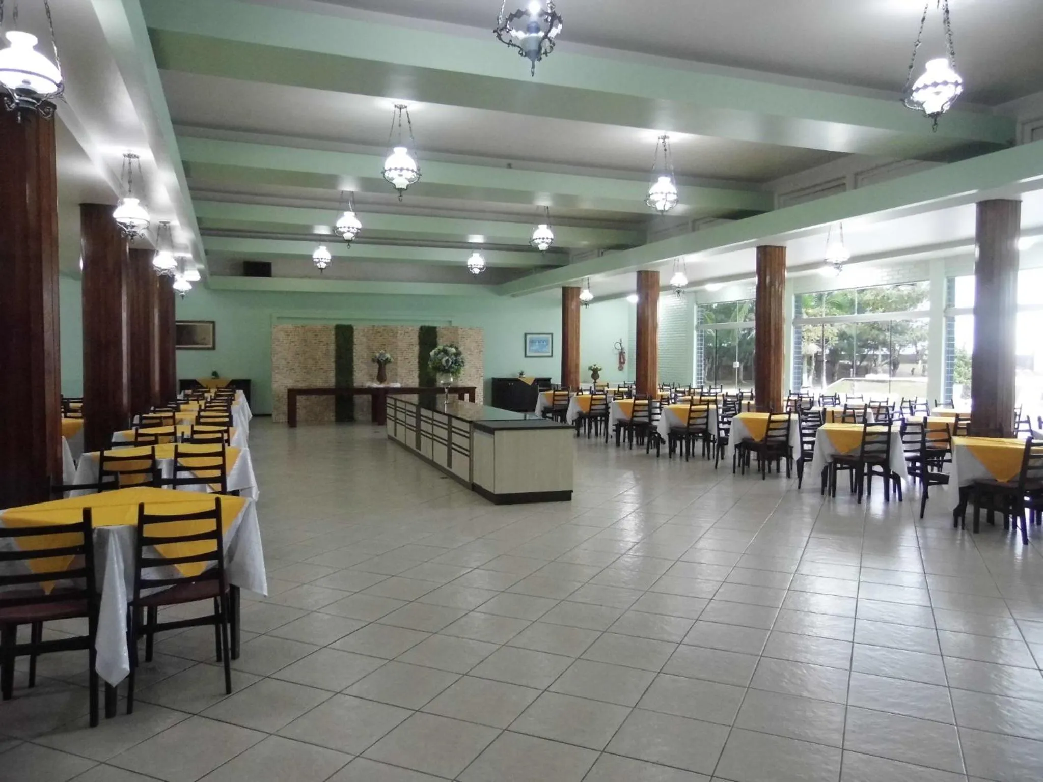 Restaurant/places to eat in Ravena Cassino Hotel