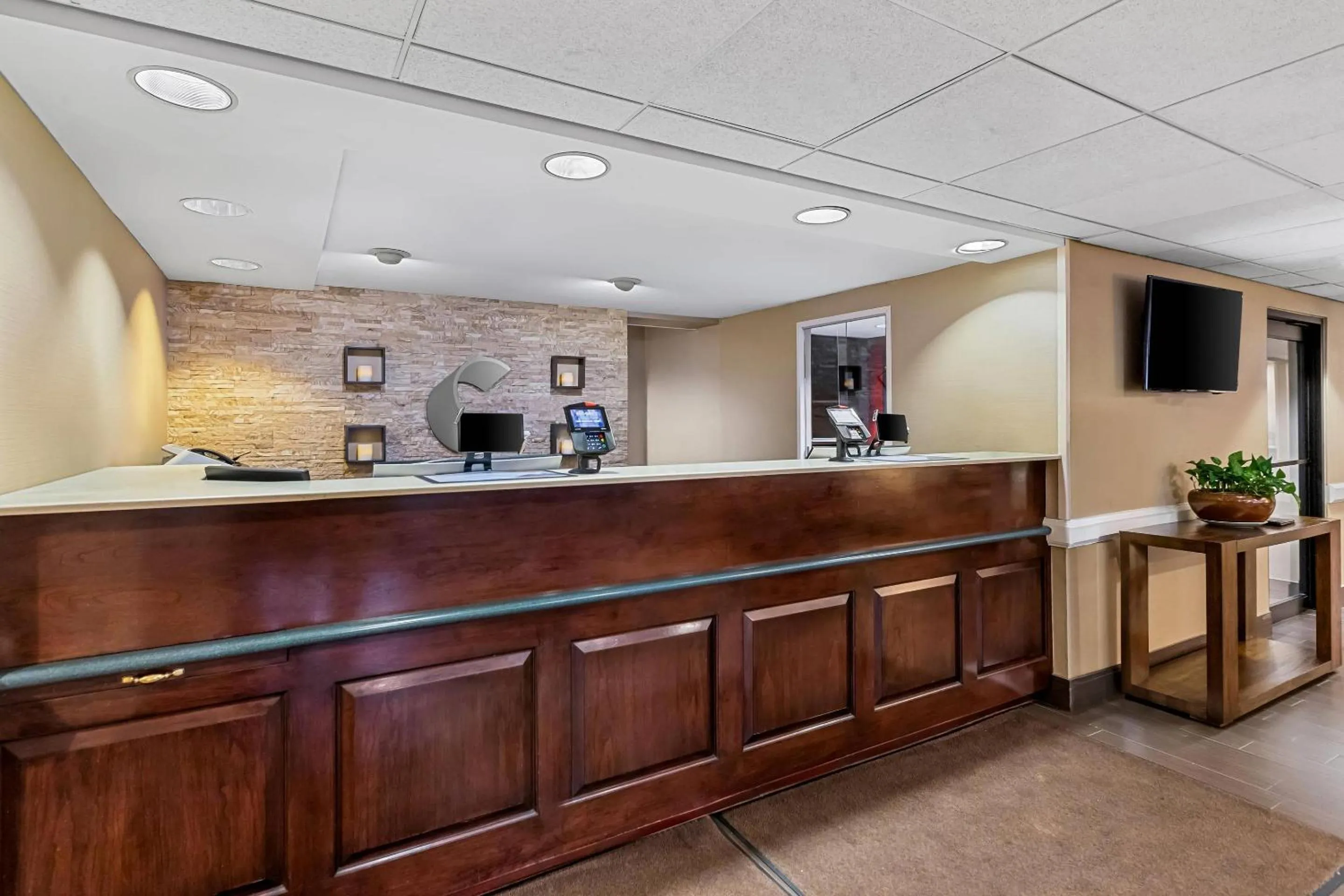 Lobby or reception in Comfort Inn & Suites Somerset - New Brunswick