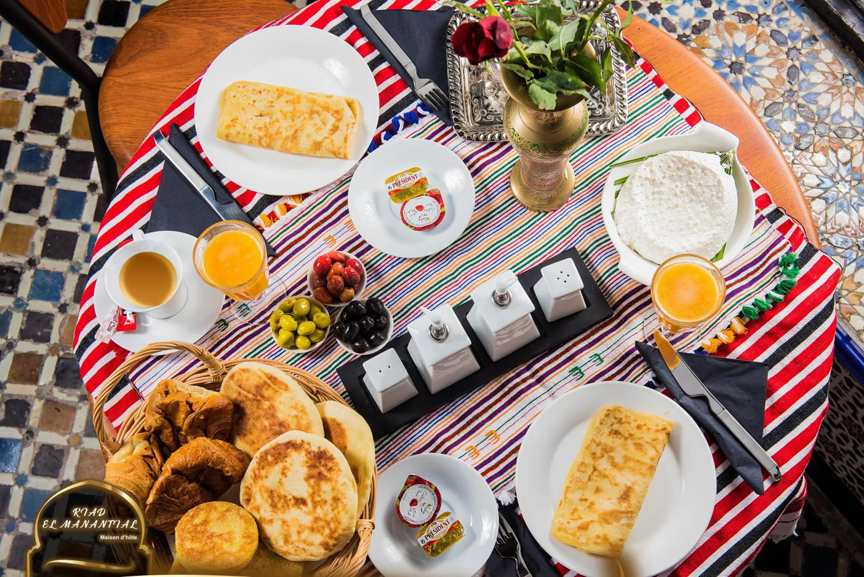 Breakfast in Riad EL Manantial,Dar Hajjaj,Patrimonio del SXIX