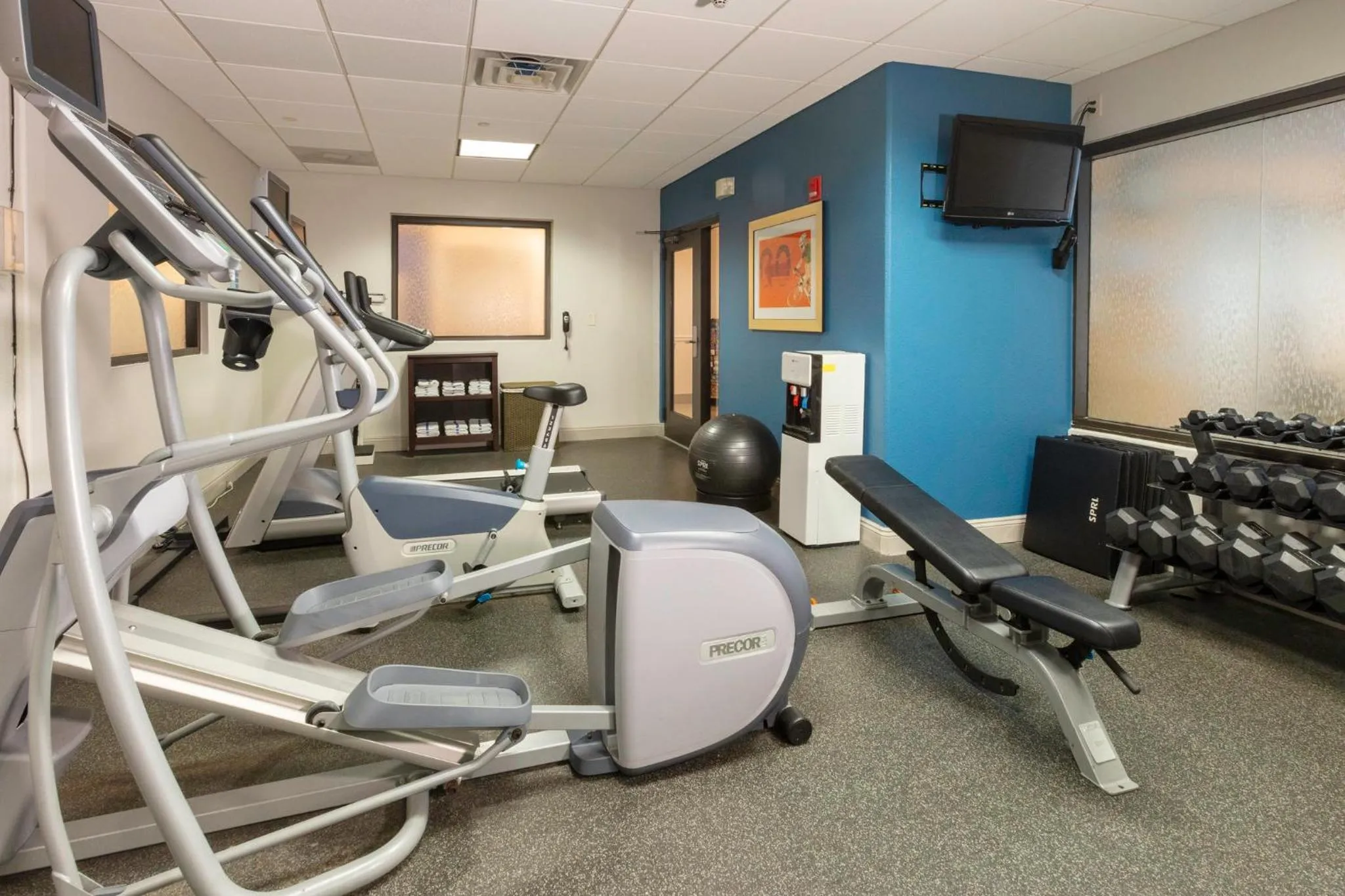 Spa and wellness centre/facilities in Holiday Inn Express Hotel & Suites Jacksonville Airport by IHG