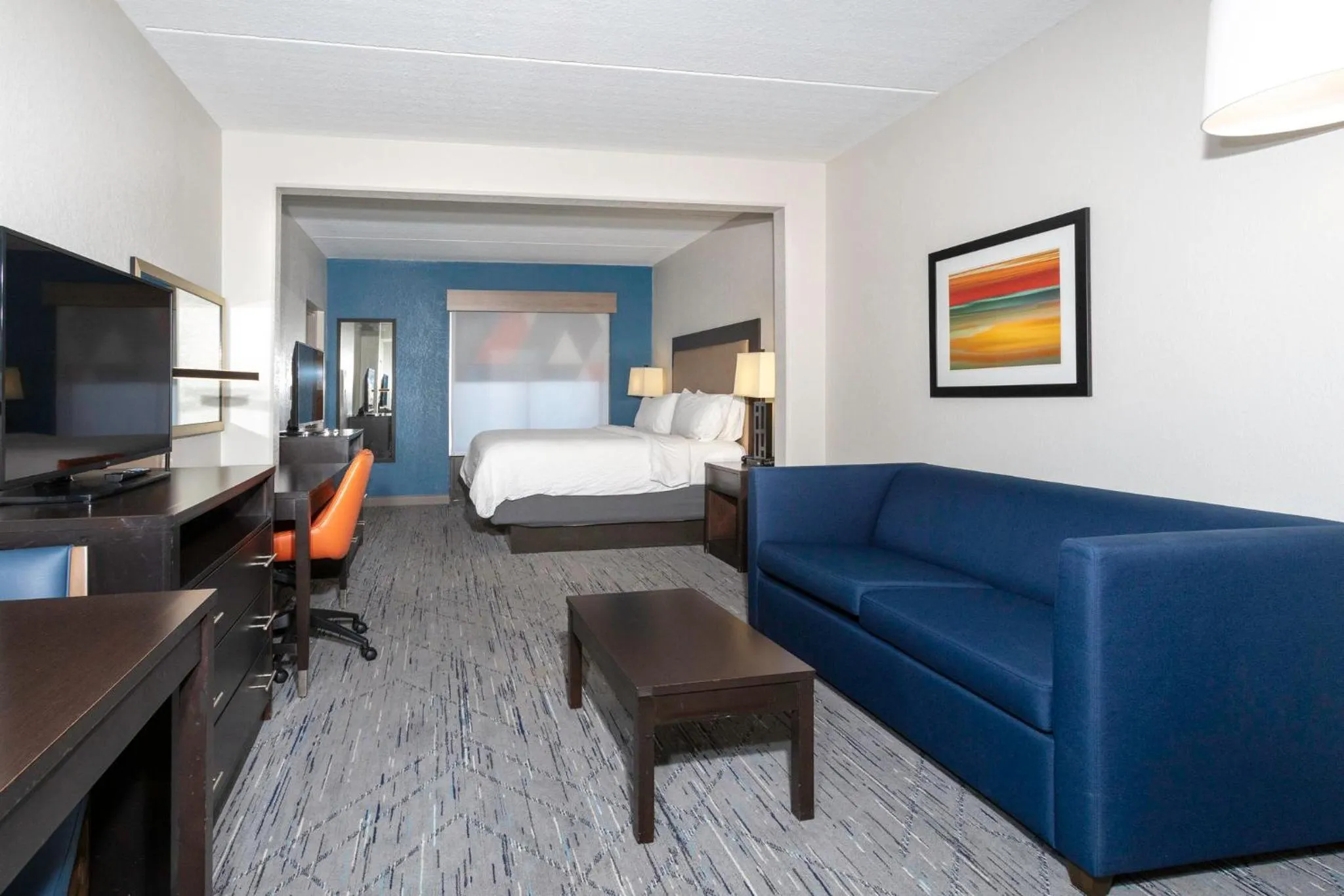 Photo of the whole room, Bed in Holiday Inn Express Hotel & Suites Jacksonville Airport by IHG
