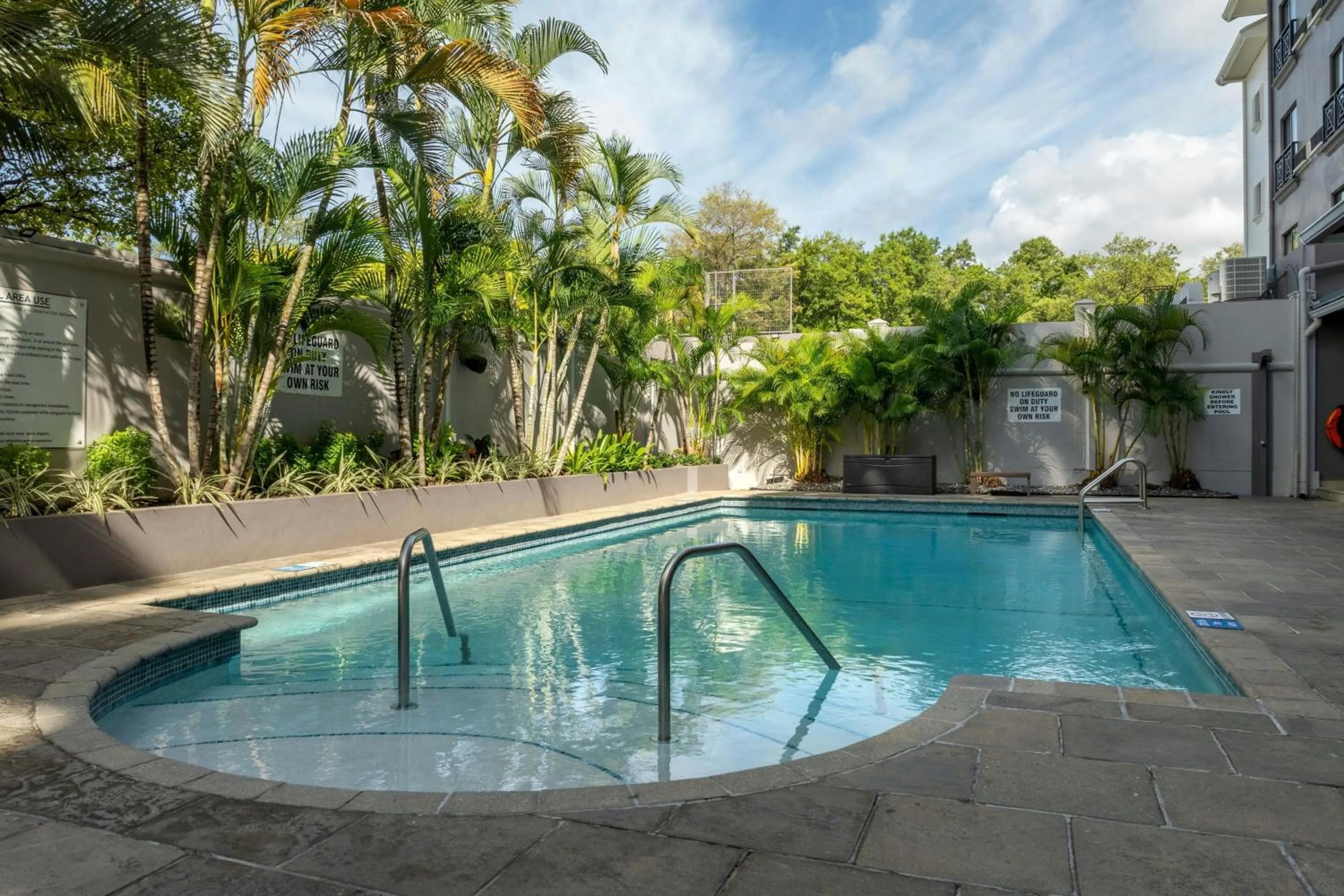 Swimming pool in Courtyard by Marriott Port of Spain