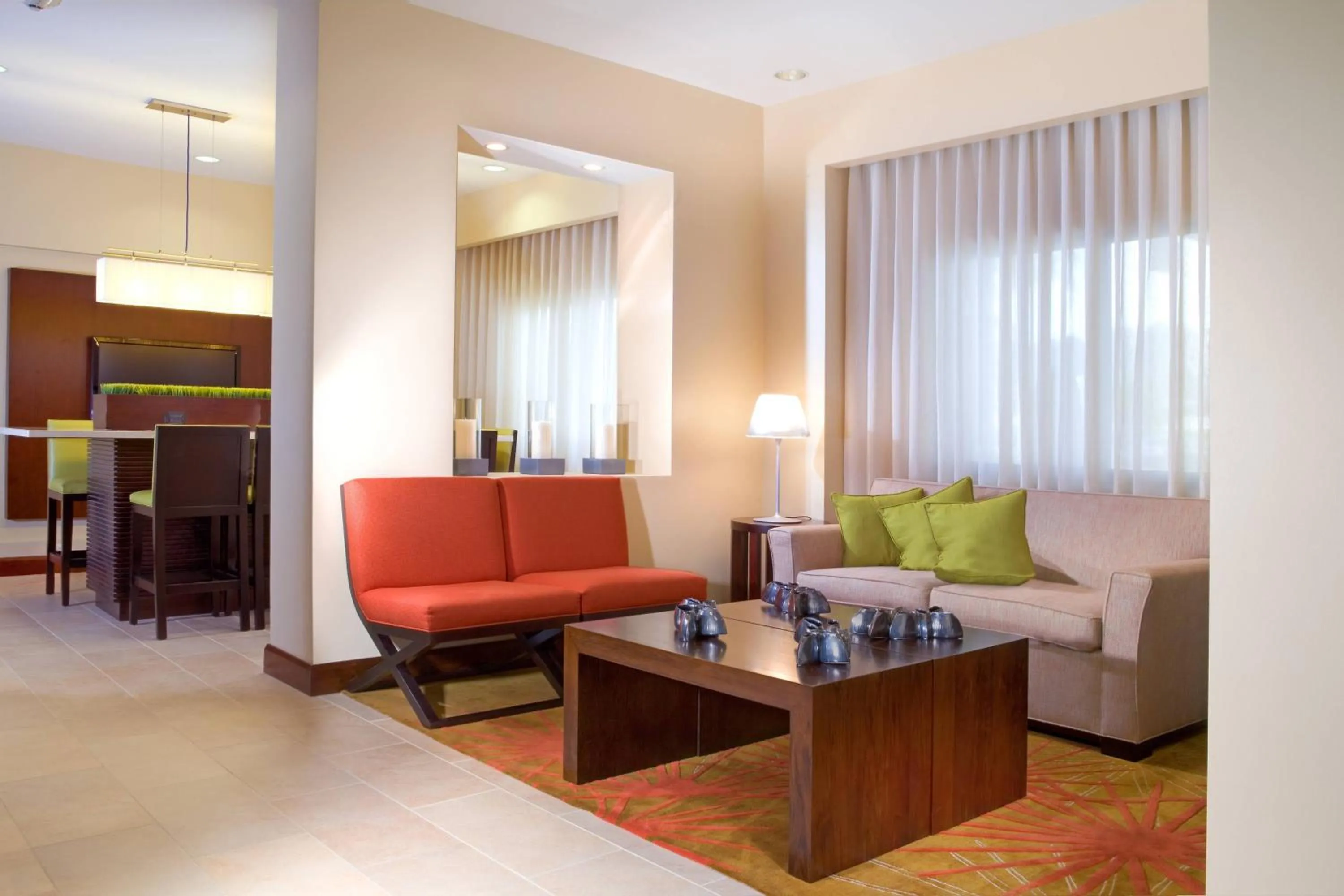 Lounge or bar in Courtyard by Marriott Port of Spain