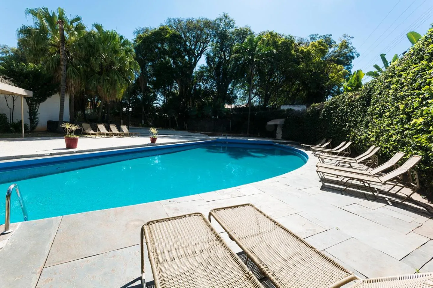 Swimming pool in Hotel Vila Rica Campinas