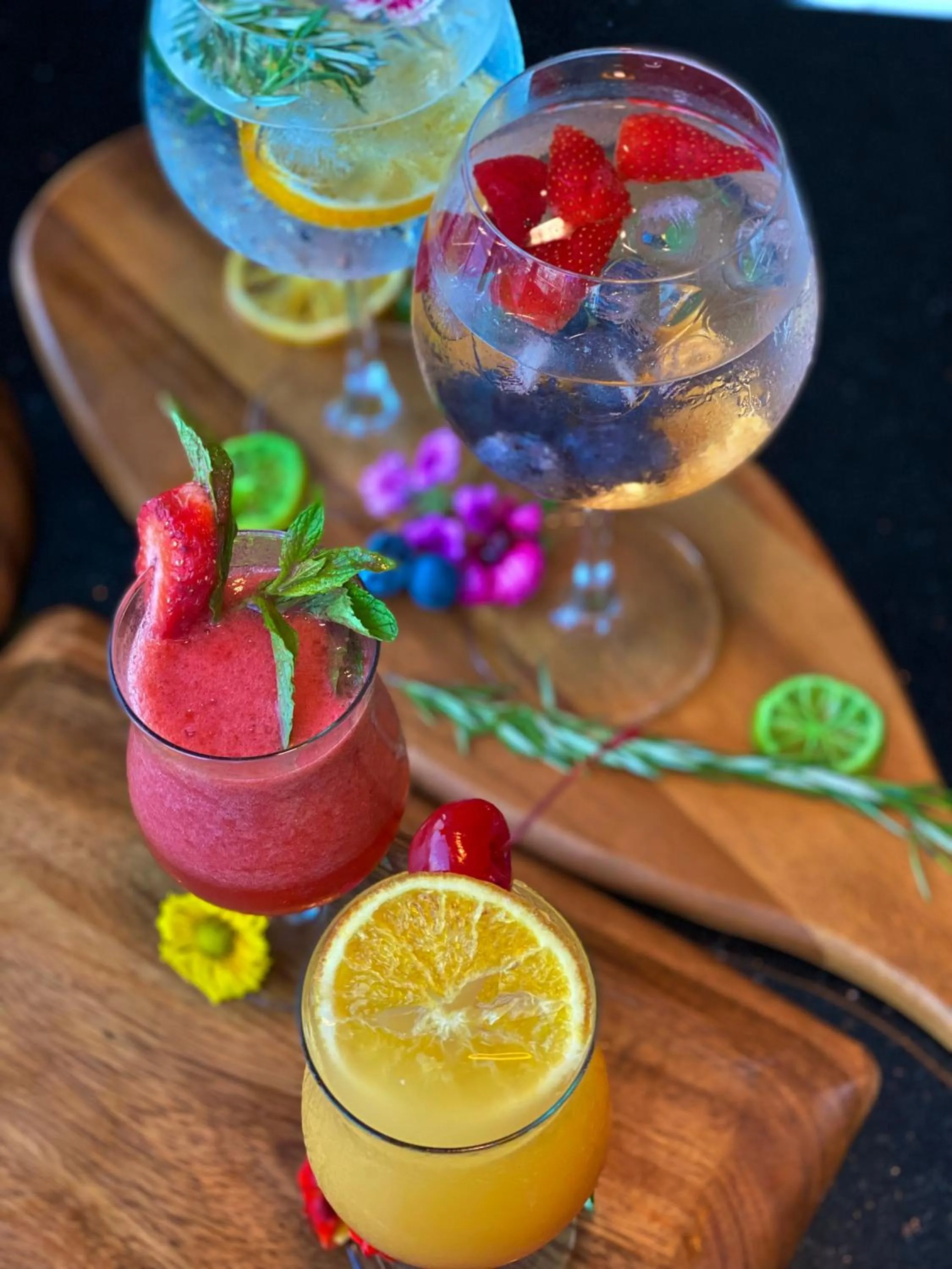 Food and drinks in Habitat Hotel