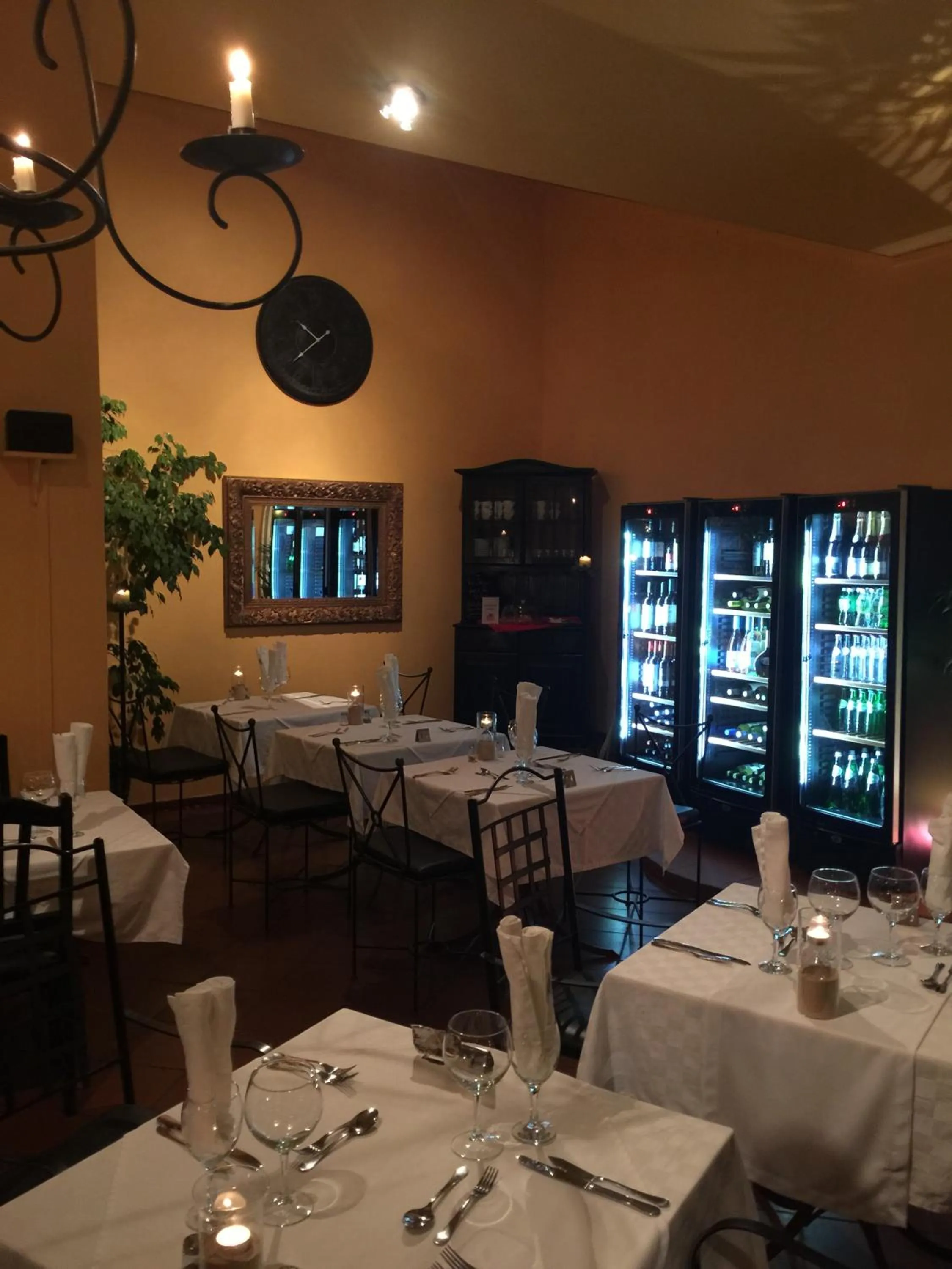 Restaurant/places to eat in Inn & Art Madeira