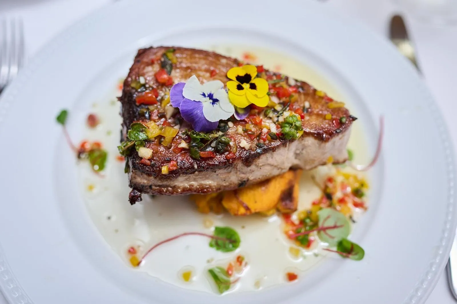 Restaurant/places to eat in Inn & Art Madeira