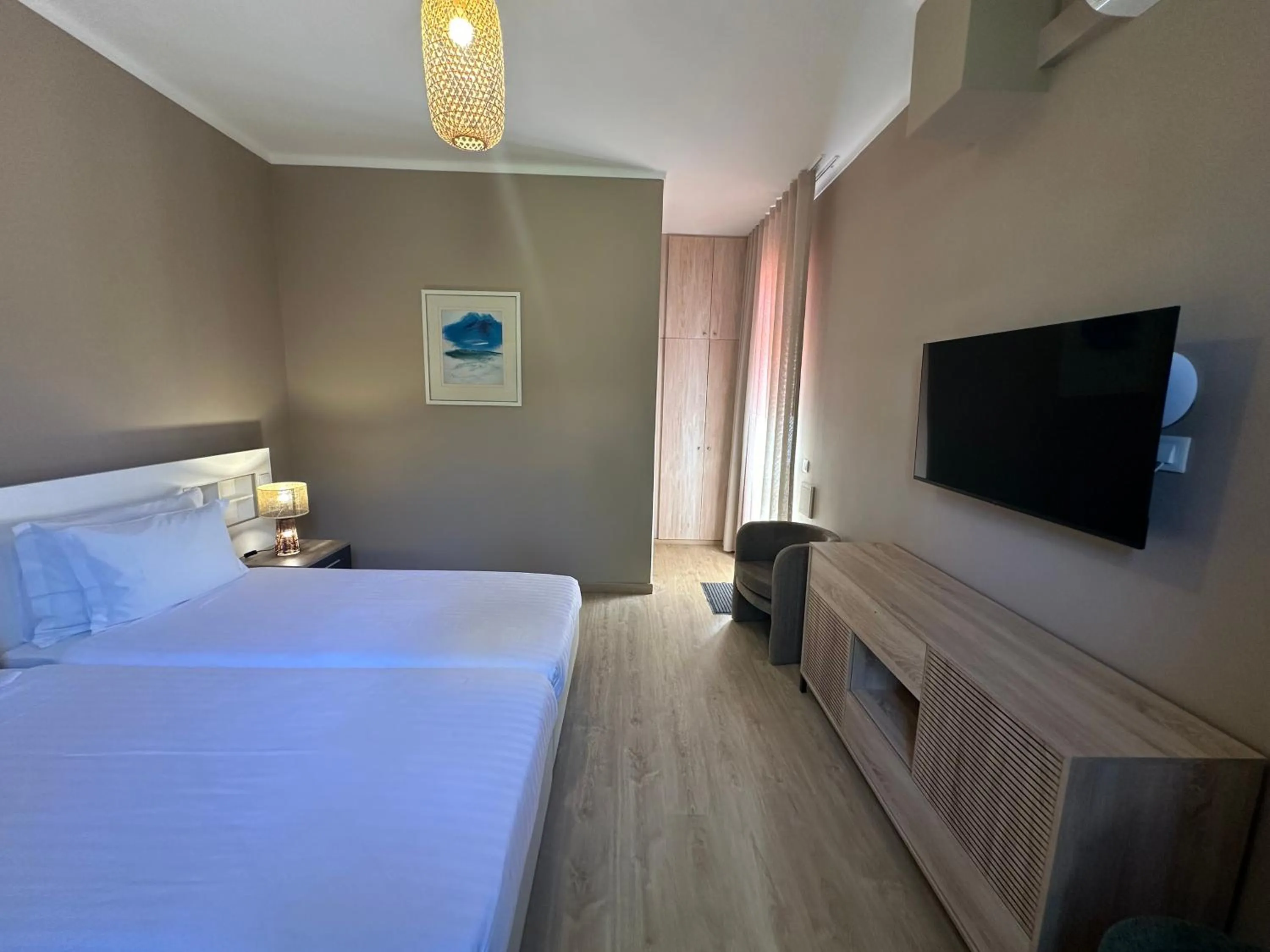 Bed in Inn & Art Madeira