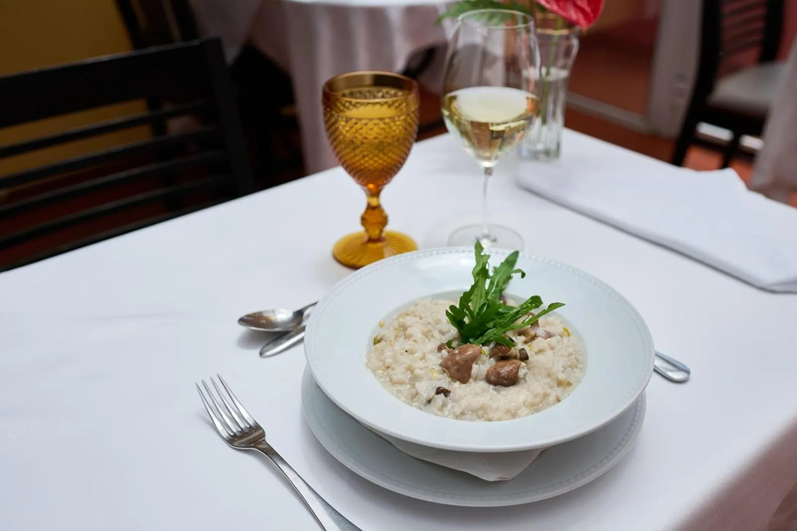 Restaurant/places to eat in Inn & Art Madeira