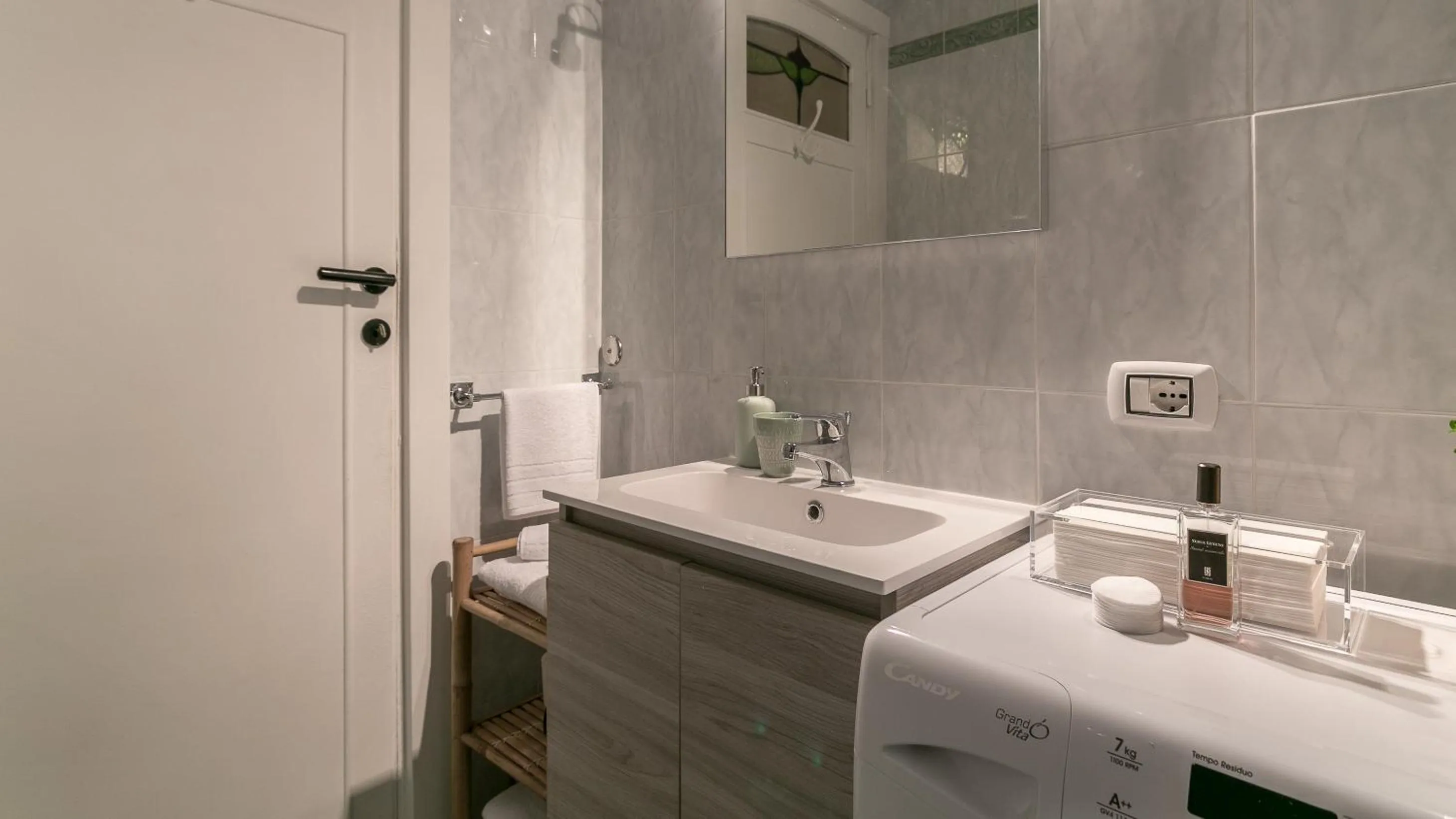 Bathroom in Next Stop - Central Station