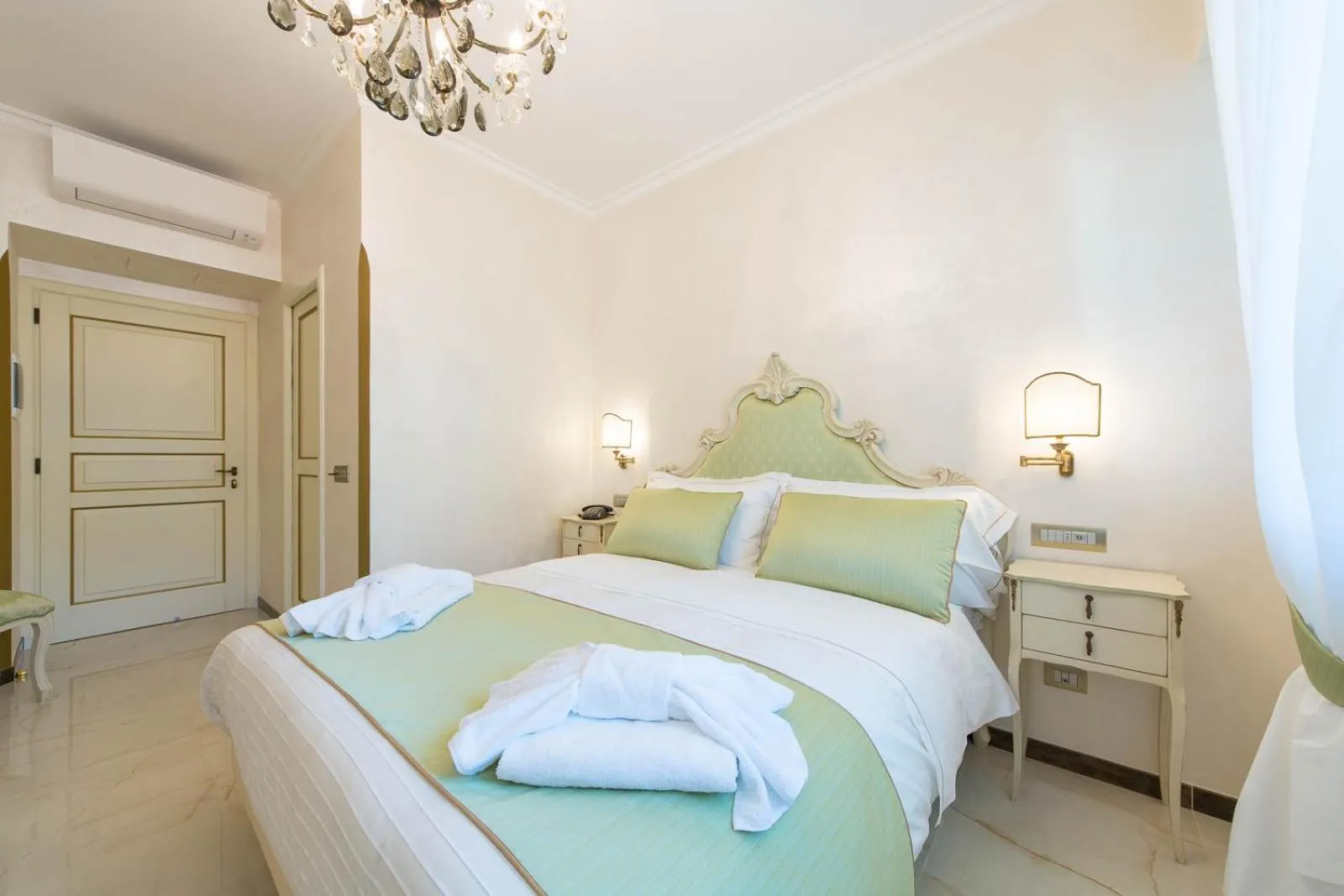 Bed in B&B Palazzo Montesanto