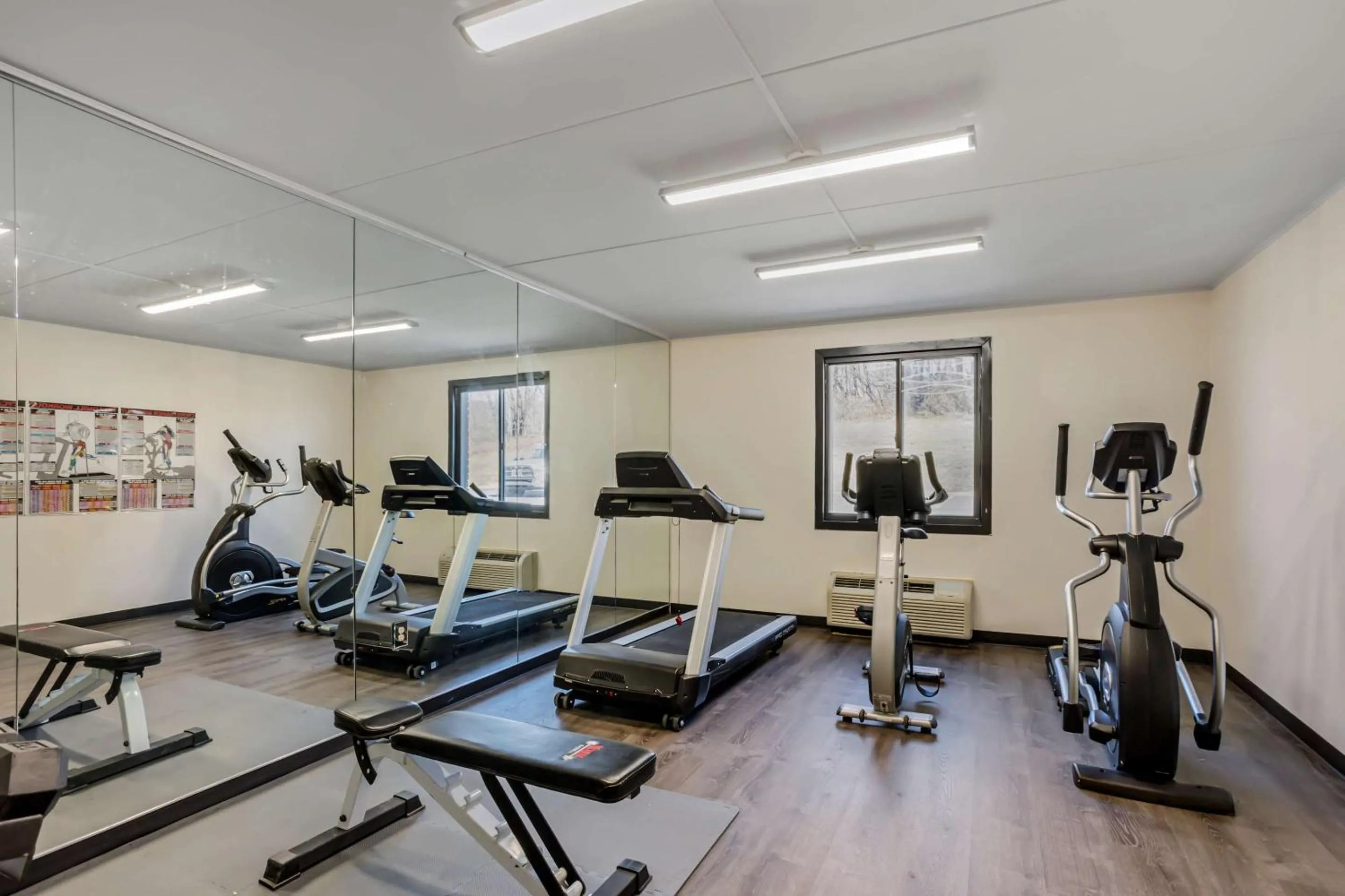 Fitness centre/facilities in Quality Inn Enola - Harrisburg