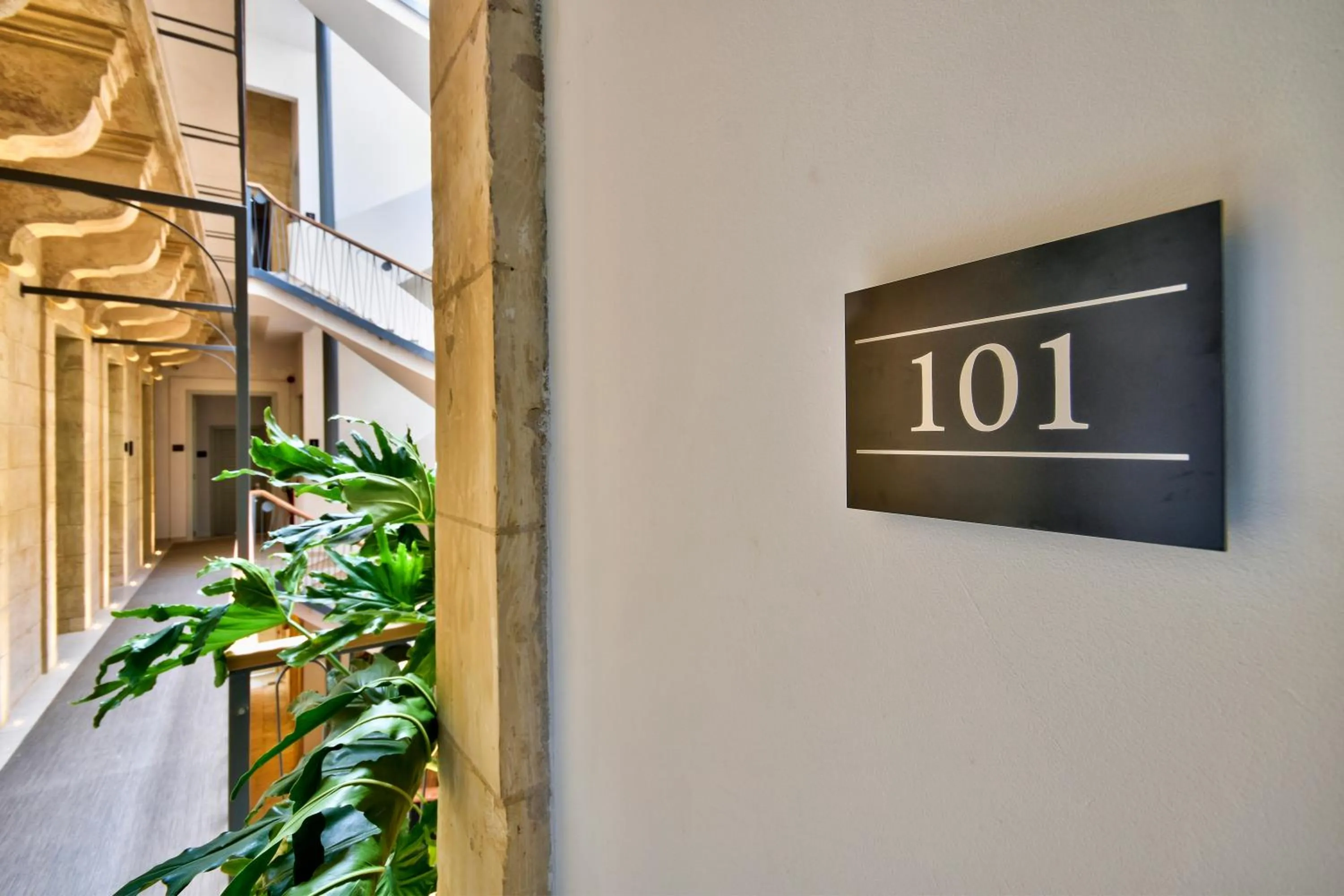 Area and facilities in 66 Saint Paul's & Spa