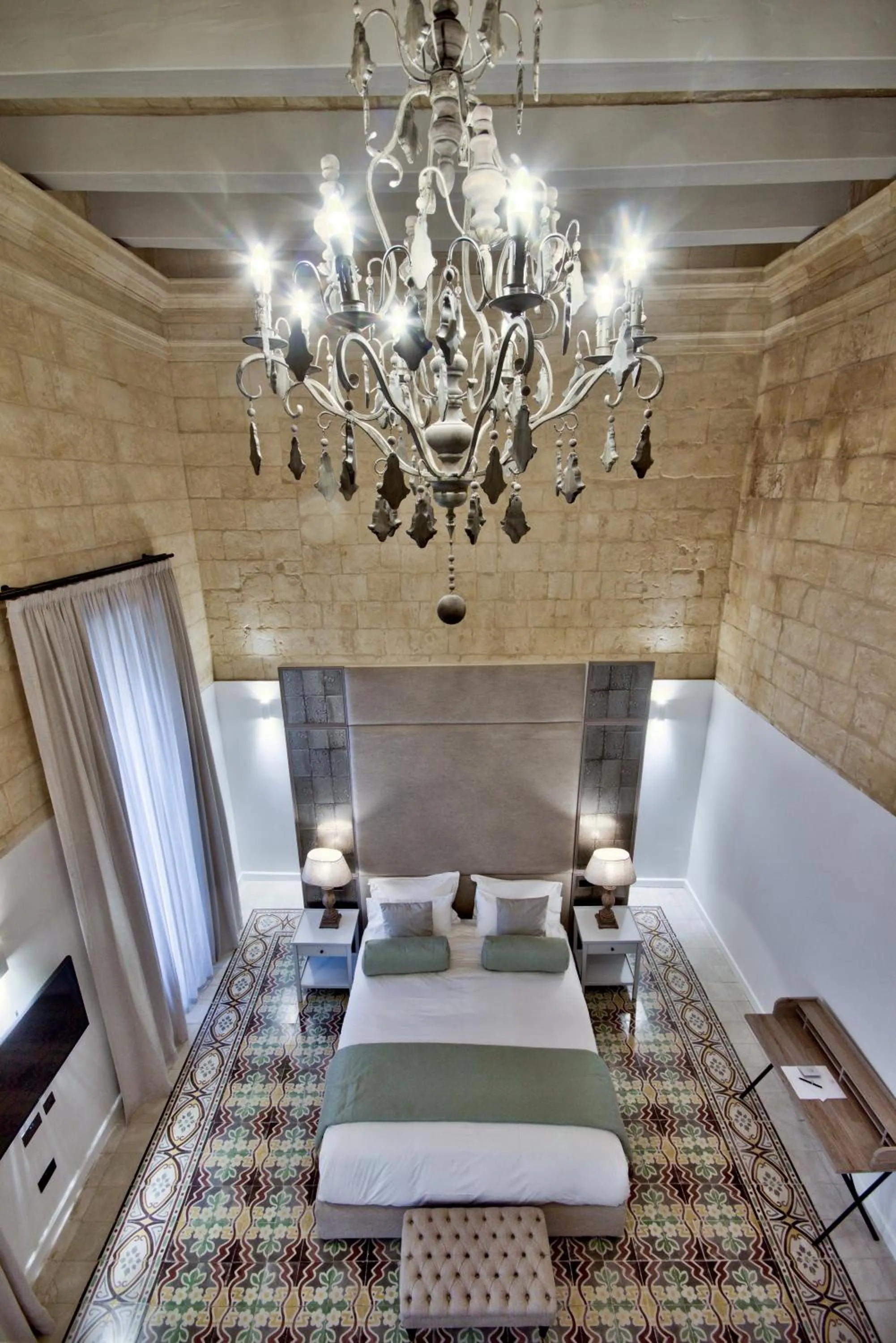 Bed in 66 Saint Paul's & Spa