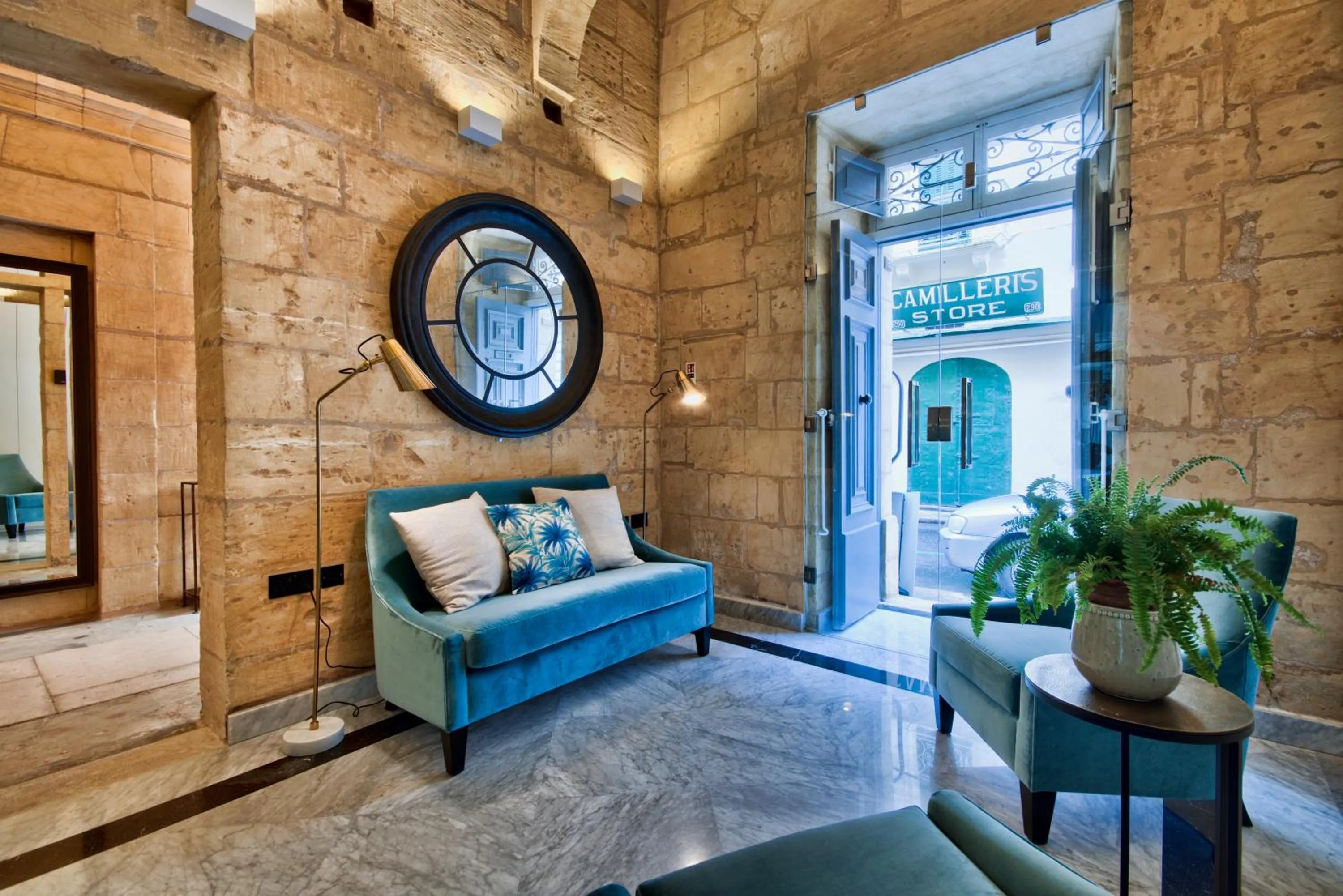 Lobby or reception in 66 Saint Paul's & Spa