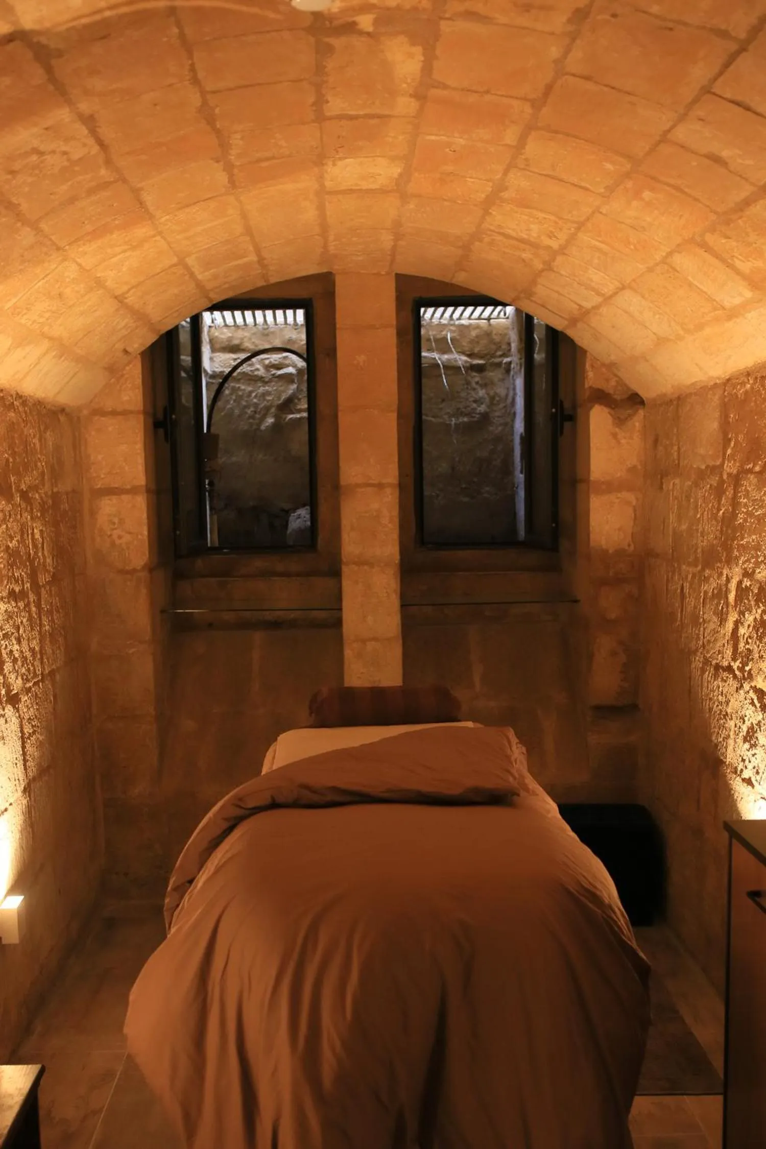 Massage, Bed in 66 Saint Paul's & Spa