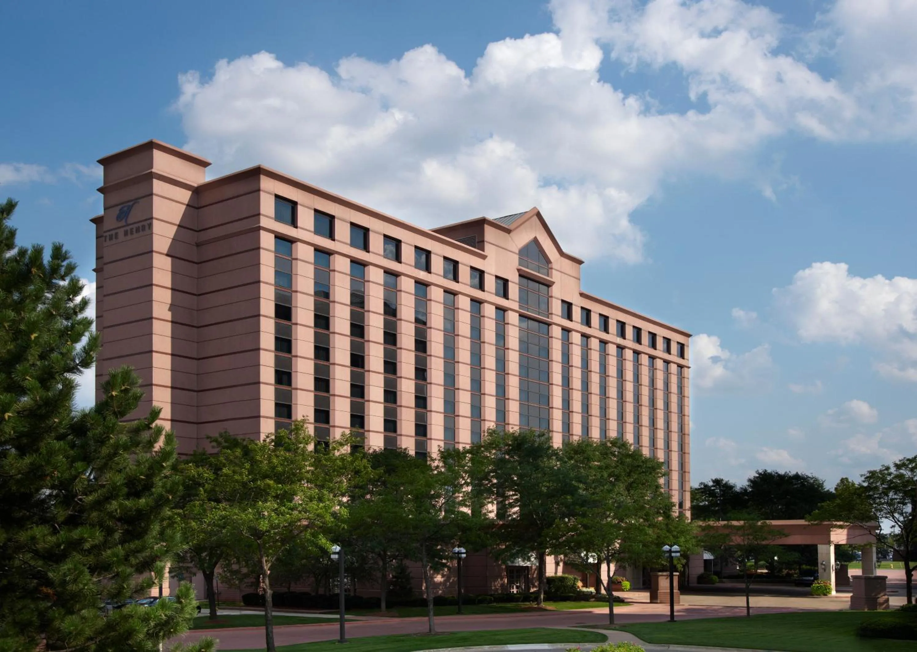 Property building in The Henry, Autograph Collection