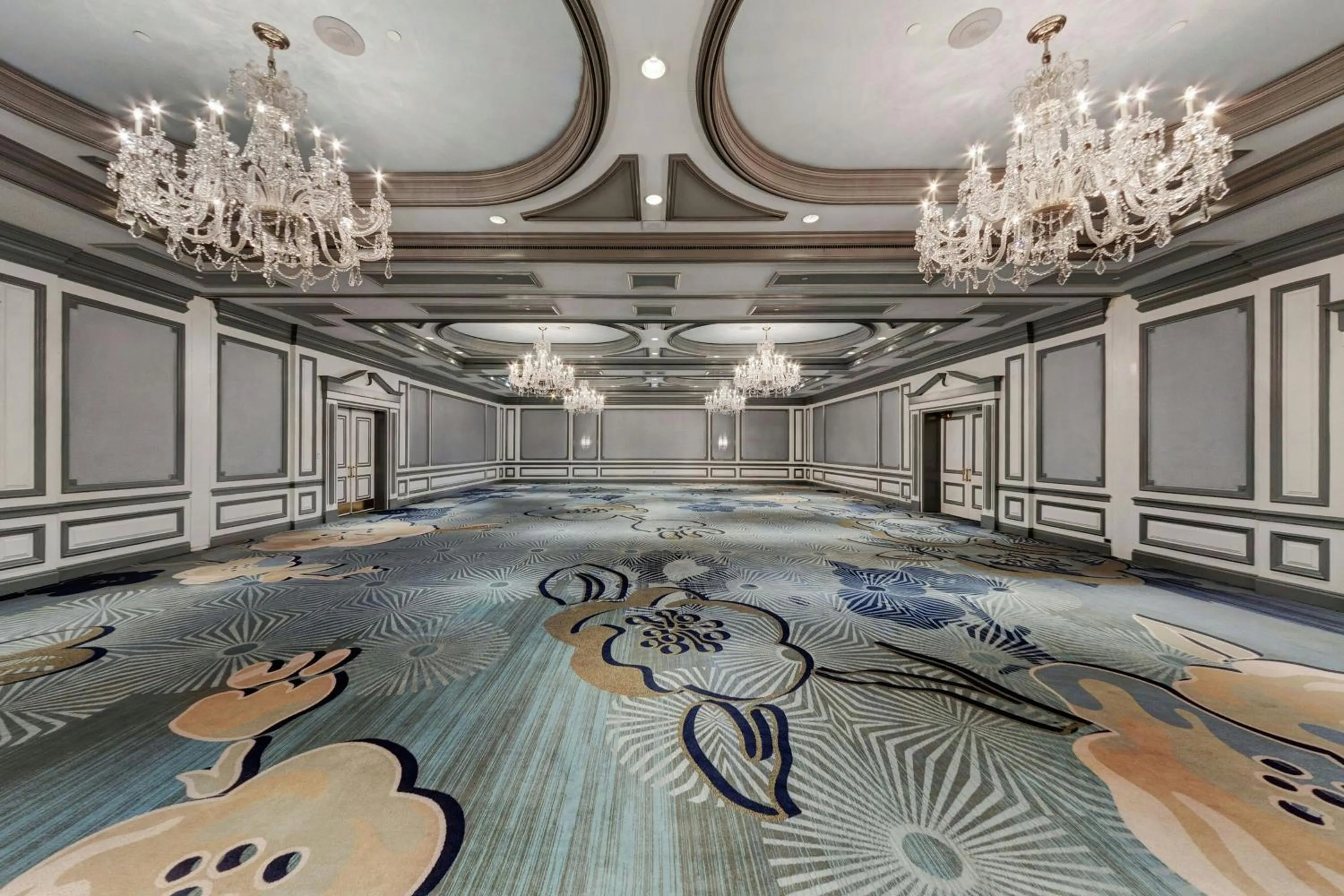 Meeting/conference room in The Henry, Autograph Collection